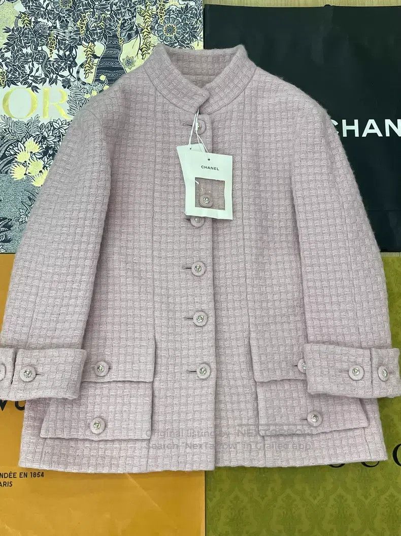 Chanel Chanel Pink tweed coat Size XS / US 0-2 / IT 36-38 - 1 Thumbnail