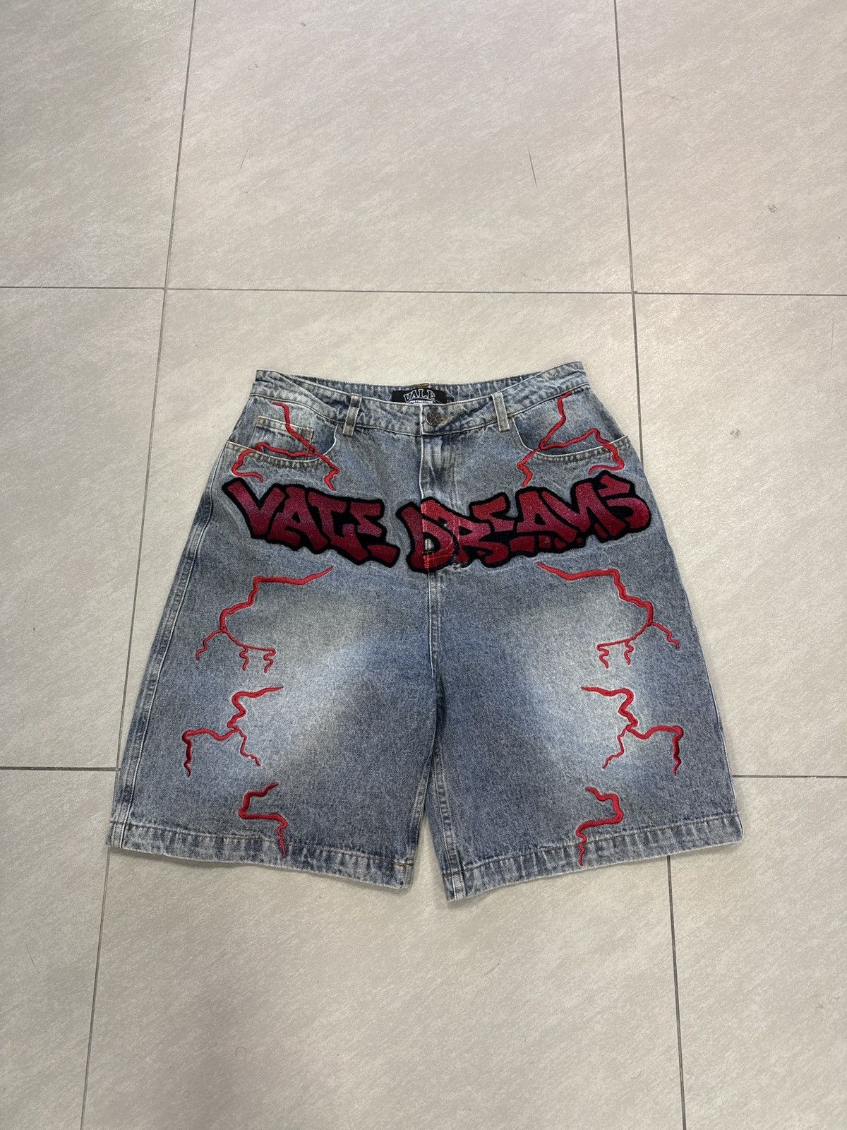 Vale Vale Forever Graffiti Jean Shorts Size 32 Size US 32 / EU 48 - 1 Thumbnail
