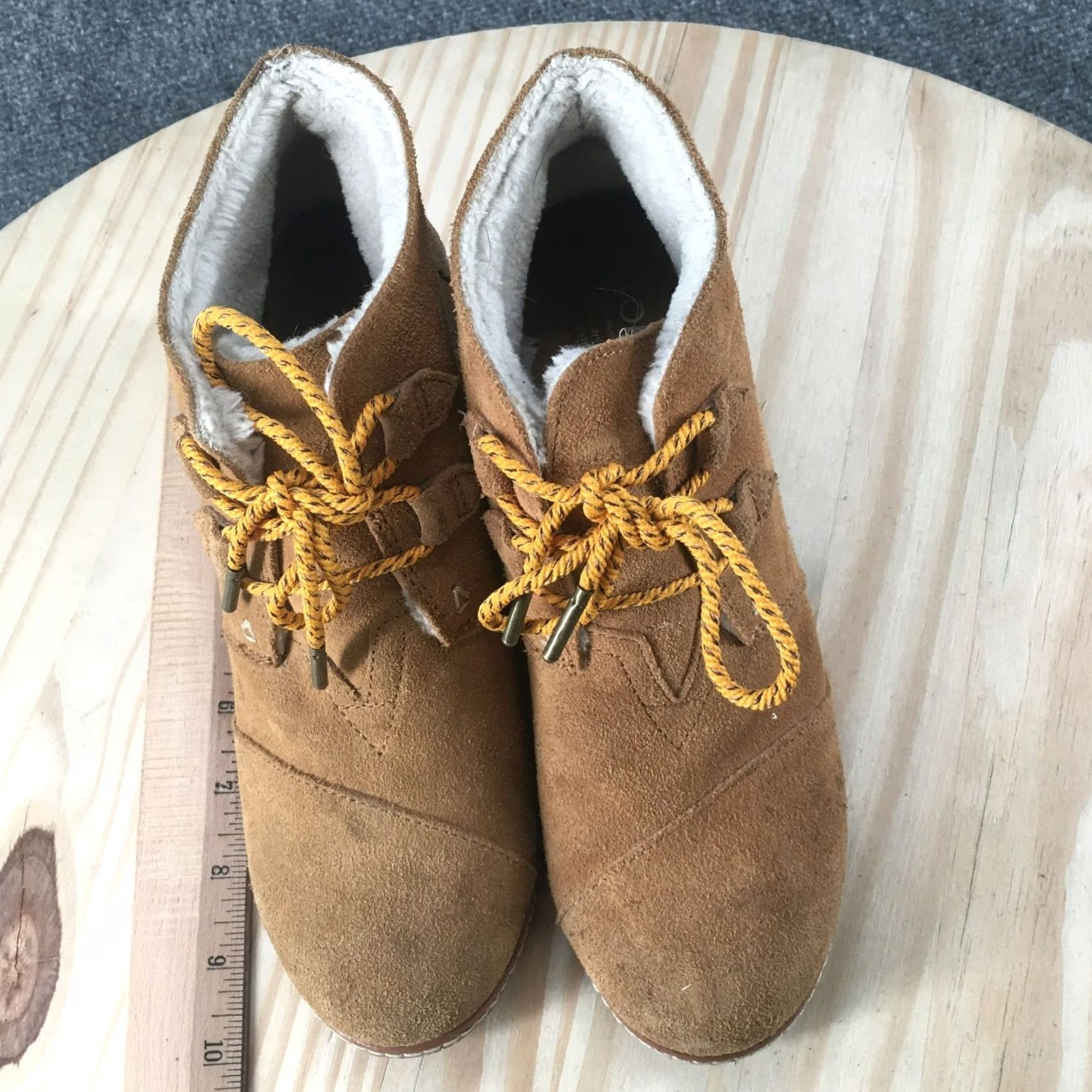 Toms TOMS Winter Snow Boots Womens 7.5 Brown Leather Lace Up Wedge Faux Fur Round Footwear Boots Mens Womens Girls Boys Size US 8 / IT 38 - 5 Thumbnail