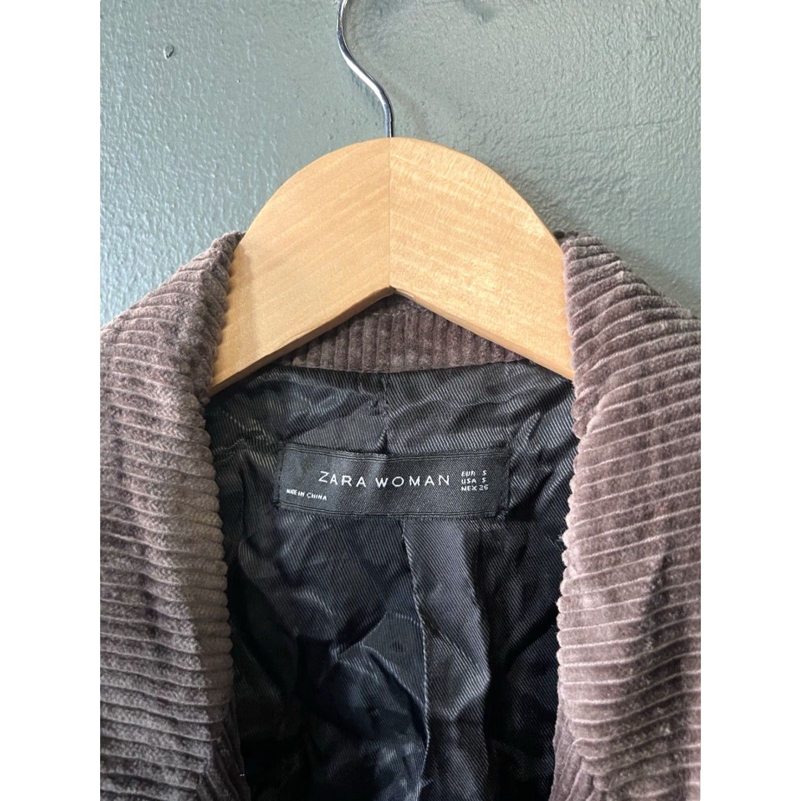 Zara Zara Blazer Jacket Women Ribbed Coruduroy Brown Size S Brown Ribbed Coat? Size S / US 4 / IT 40 - 3 Thumbnail