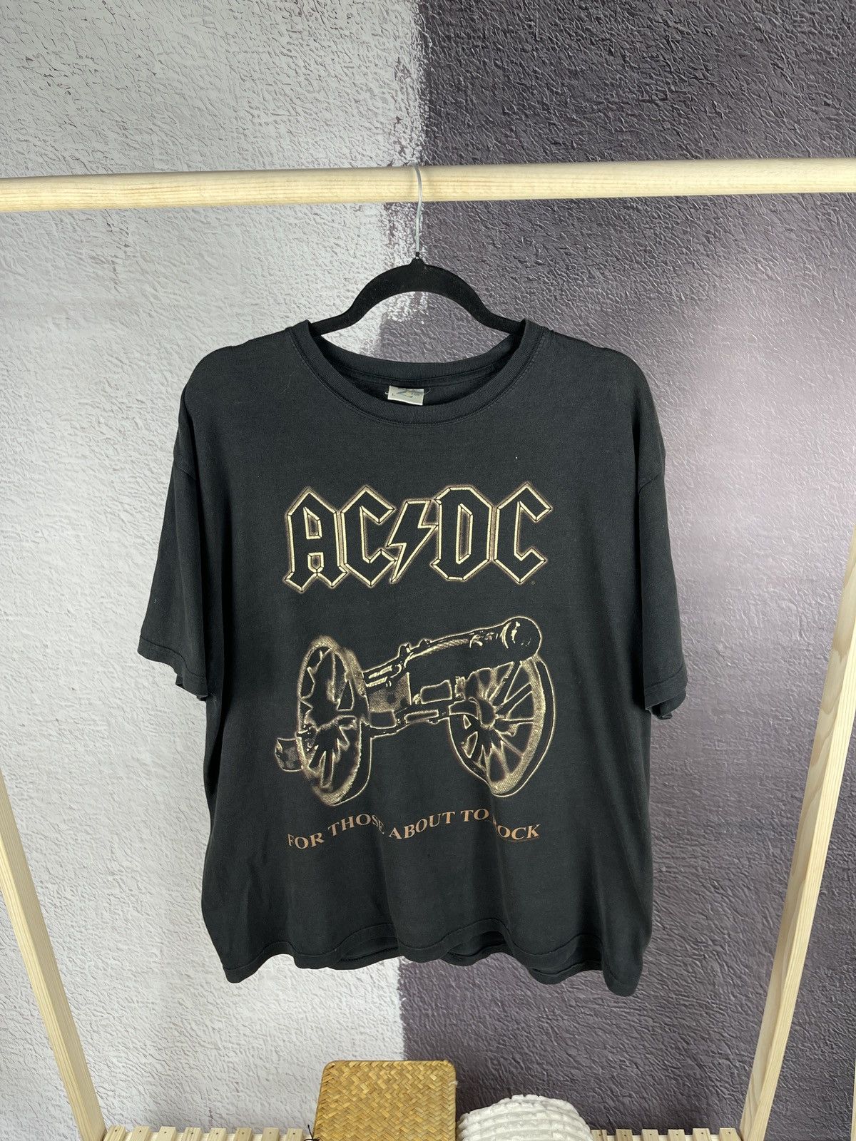 Vintage AC/DC 1999 vintage for those about to rock we salute you tee Size US L / EU 52-54 / 3 - 1 Thumbnail