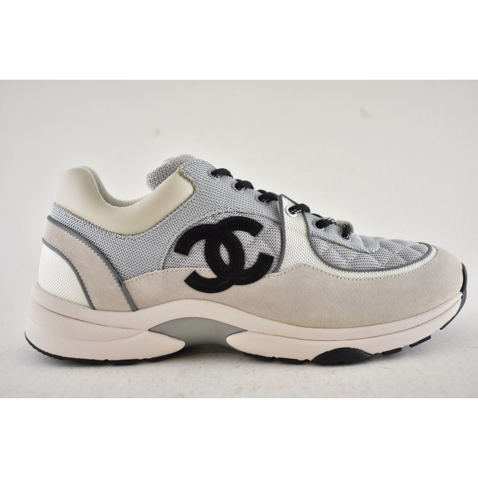 Chanel Mens Grey Suede CC Logo Low Top Trainer Sneaker 44 11 Size US 11 / EU 44 - 2 Thumbnail