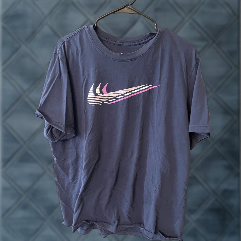 Nike Nike Dri-Fit Tee Shirt Mens Navy Blue Graphic Sz 2XL Athletic Short Sleeve Crew Neck Moisture Wicking Logo Nike Elite Sports Shirt Mens Size US XXL / EU 58 / 5 - 1 Thumbnail