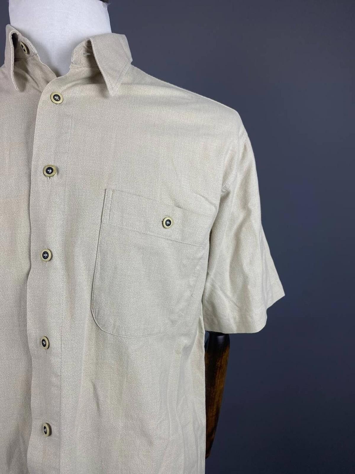 Designer Emilio Adani by Bosch Textil Beige Down Shirt Size M Size US M / EU 48-50 / 2 - 3 Thumbnail