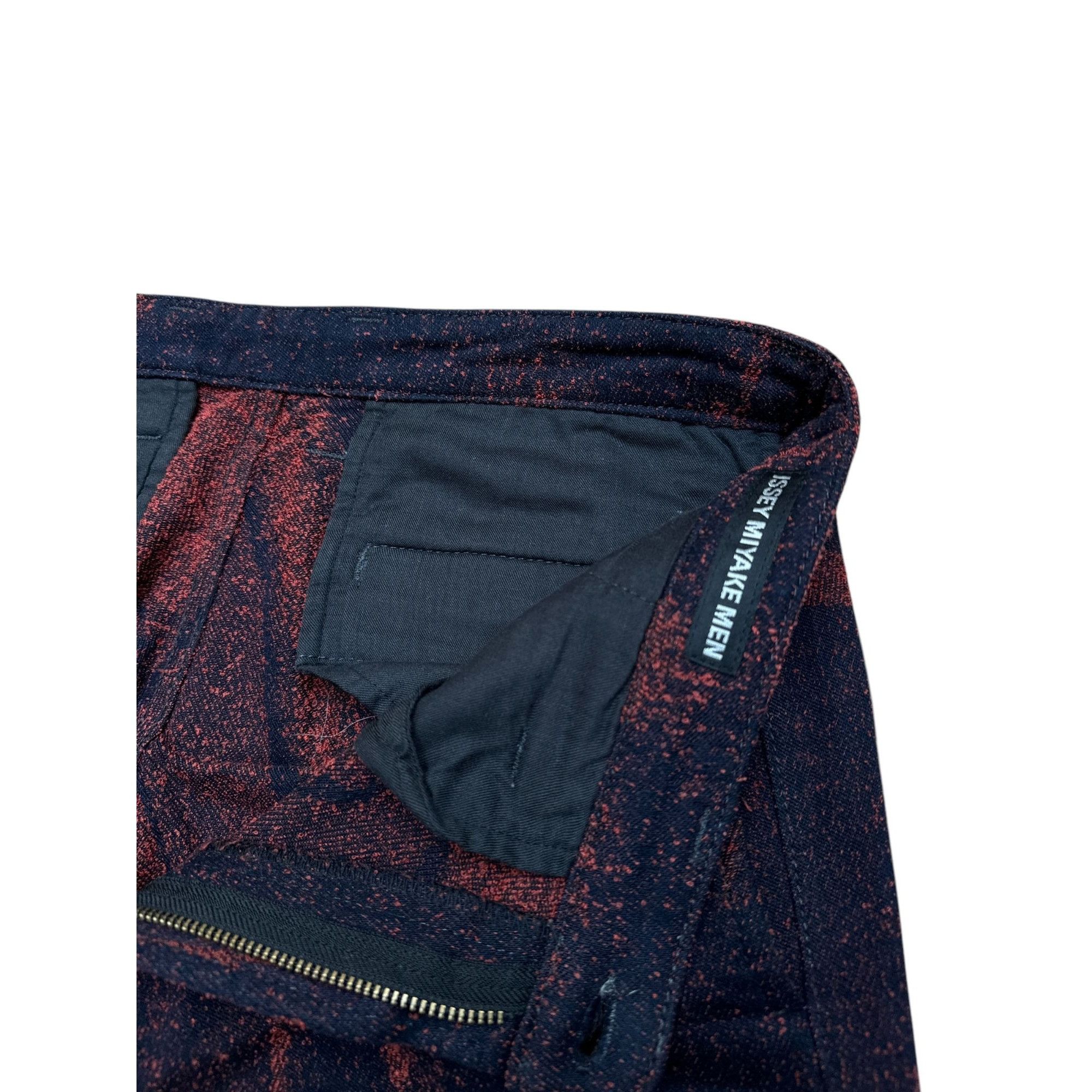Issey Miyake Red Black Jacquared Graphic Trousers Size US 33 - 6 Thumbnail
