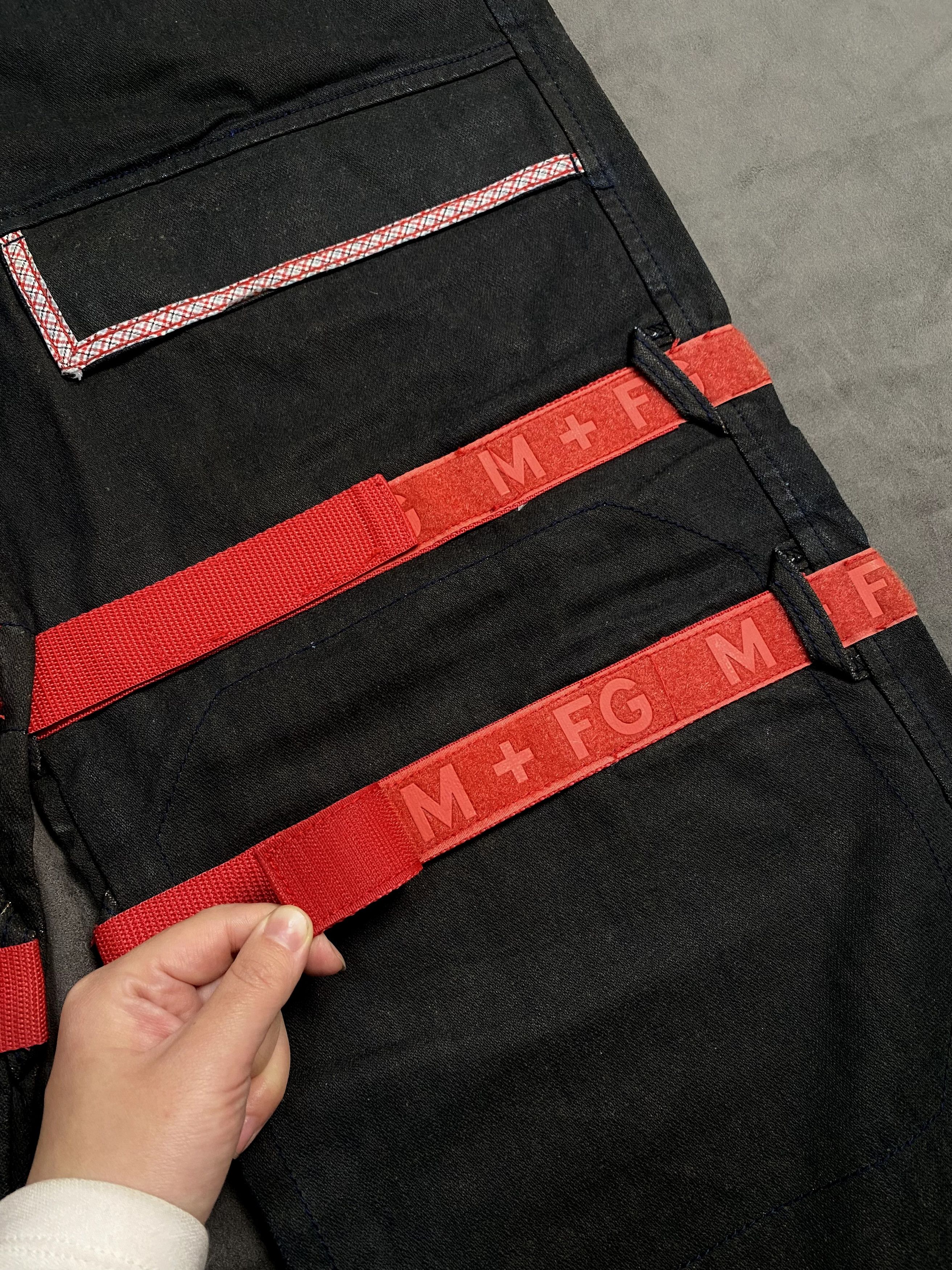 Marithe + Francois Girbaud × Vintage Marithe + Francois Girbaud Straps Raw Starched Black Jeans Size US 32 / EU 48 - 5 Thumbnail