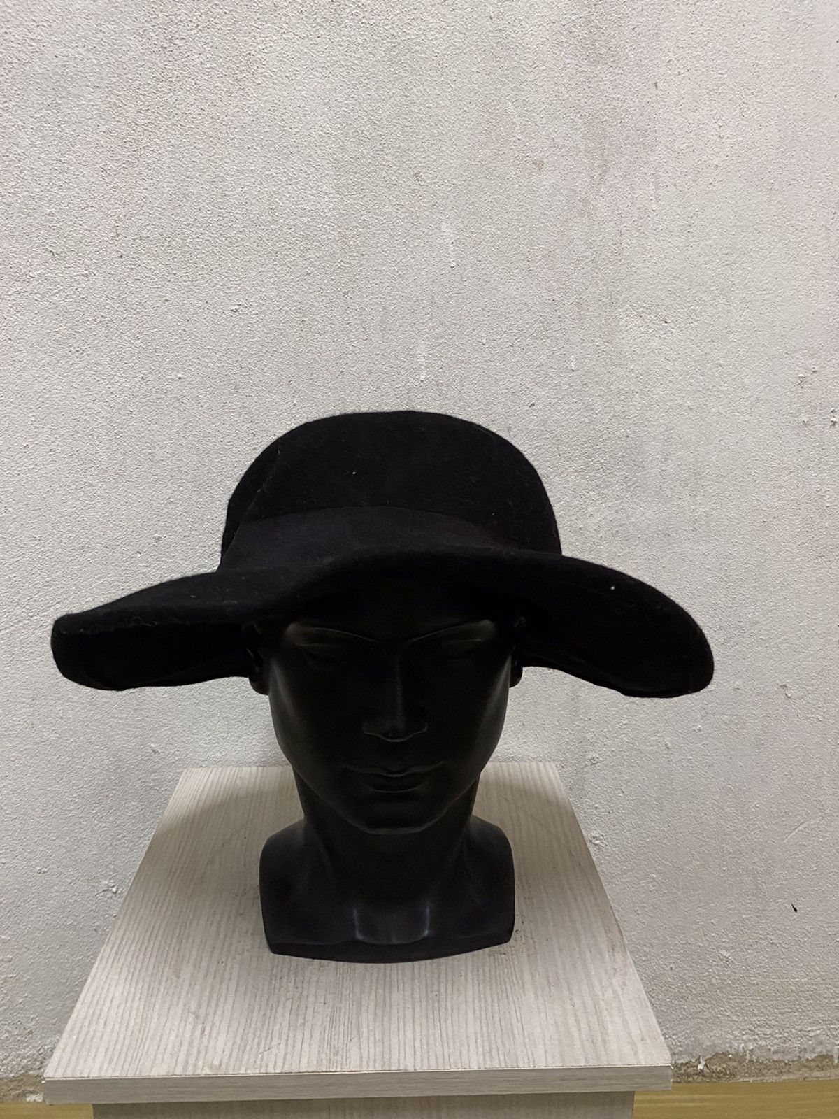 GU × Japanese Brand Japanese Brand GU Plain Bucket Hat Size ONE SIZE - 2 Thumbnail