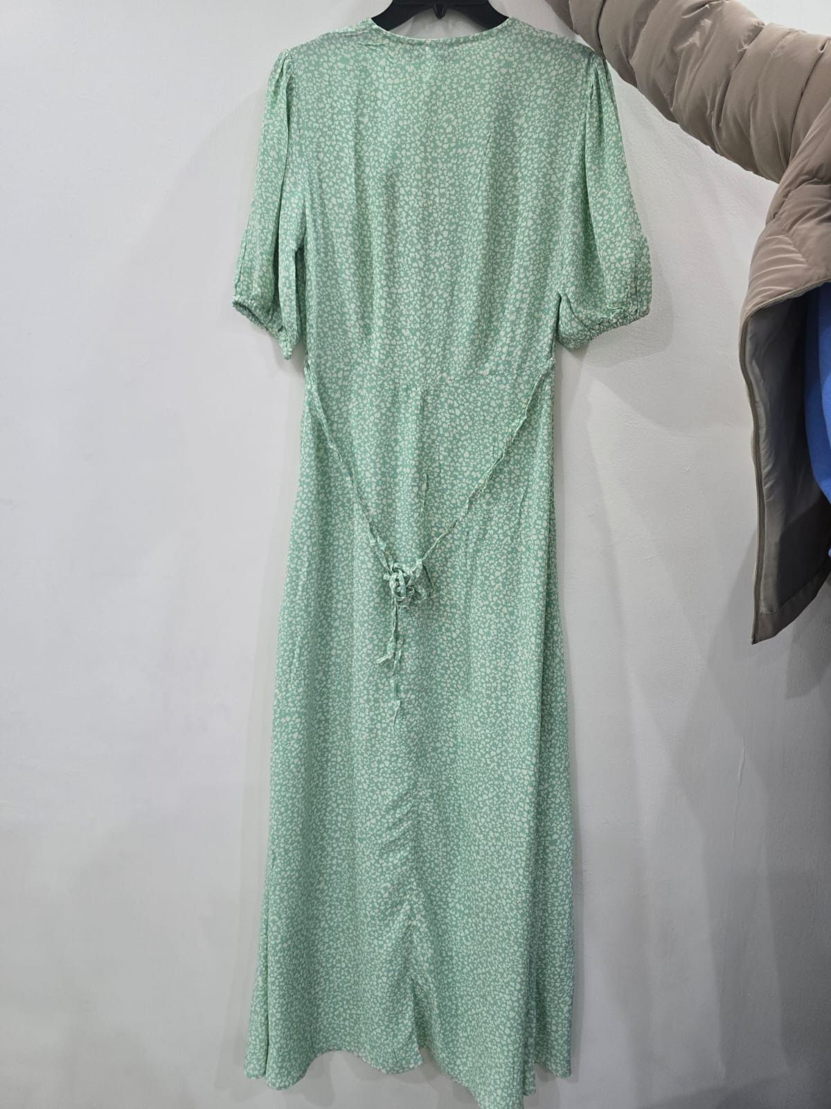 Other Rixo Green With White Dots High Waisted Dress Size XS / US 0-2 / IT 36-38 - 2 Thumbnail