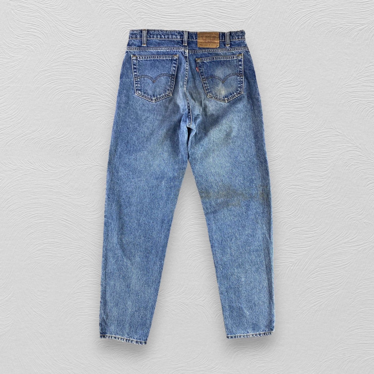 Levi's Vintage Levis 550 Jeans Medium Wash Denim KJ3356 Size US 34 / EU 50 - 2 Thumbnail