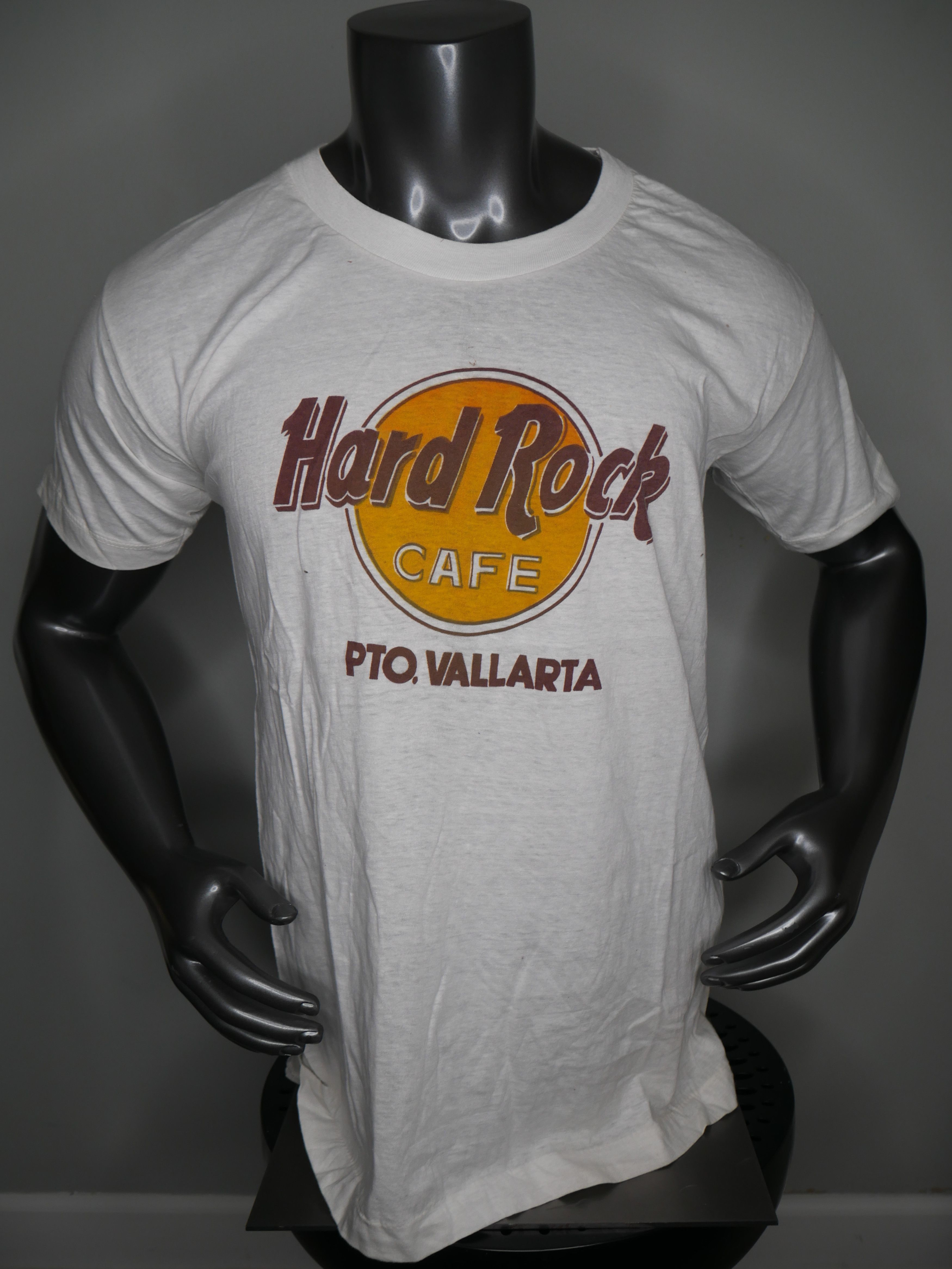 Hard Rock Cafe Vintage 90s Hard Rock Cafe Puerto Vallarta TShirt Size US S / EU 44-46 / 1 - 1 Thumbnail