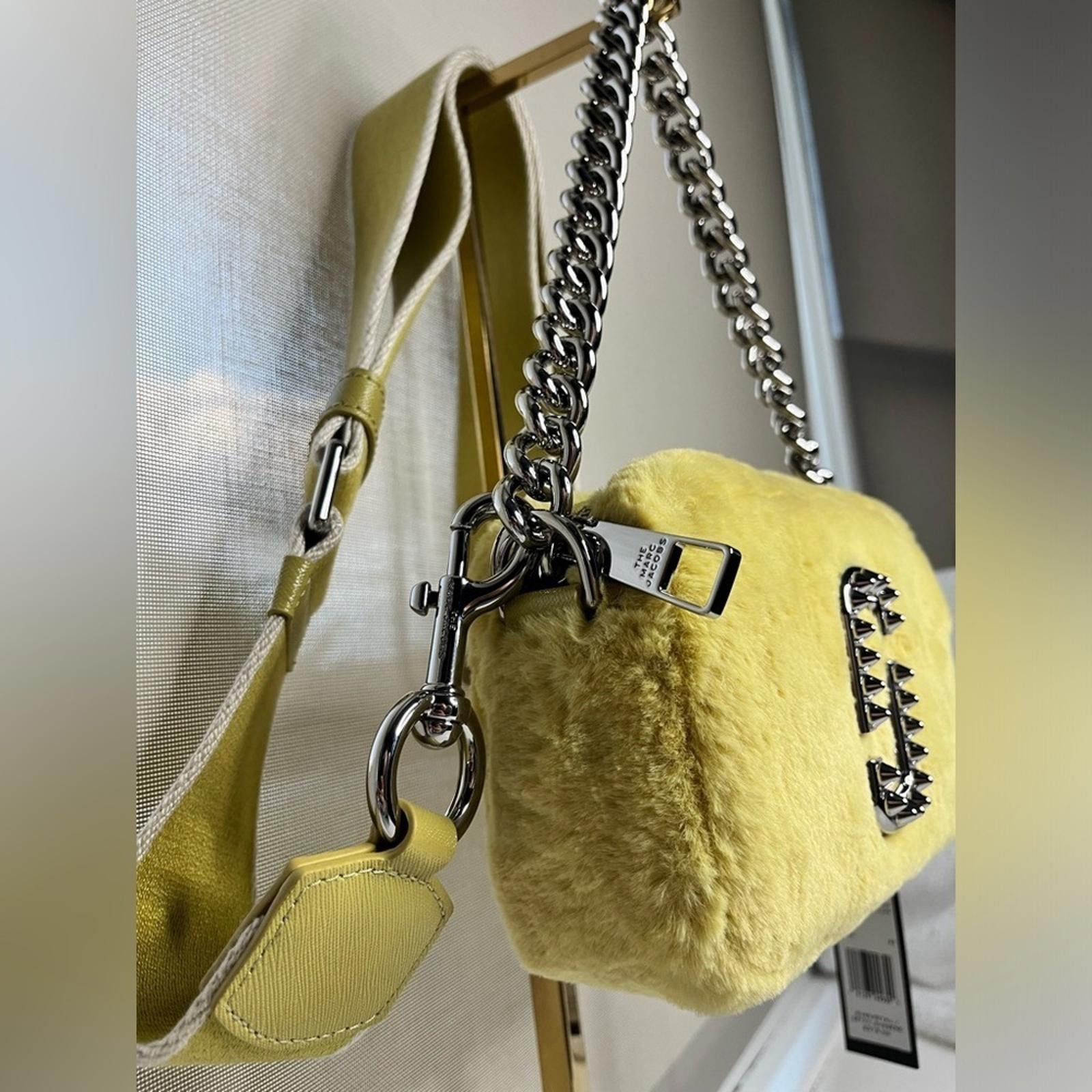 Marc Jacobs Marc Jacobs Stylish Yellow Faux Fur Bag with Chain Strap NWT Size ONE SIZE - 3 Thumbnail