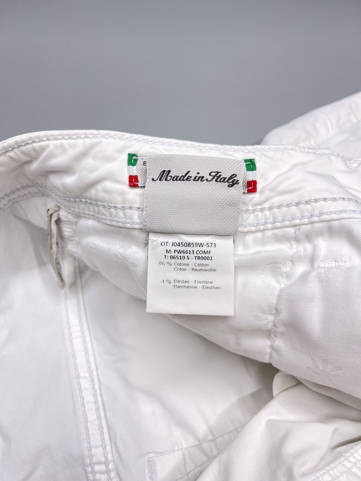 Jacob Cohen Jacob Cohen Luxury White Short Size US 30 / EU 46 - 13 Thumbnail