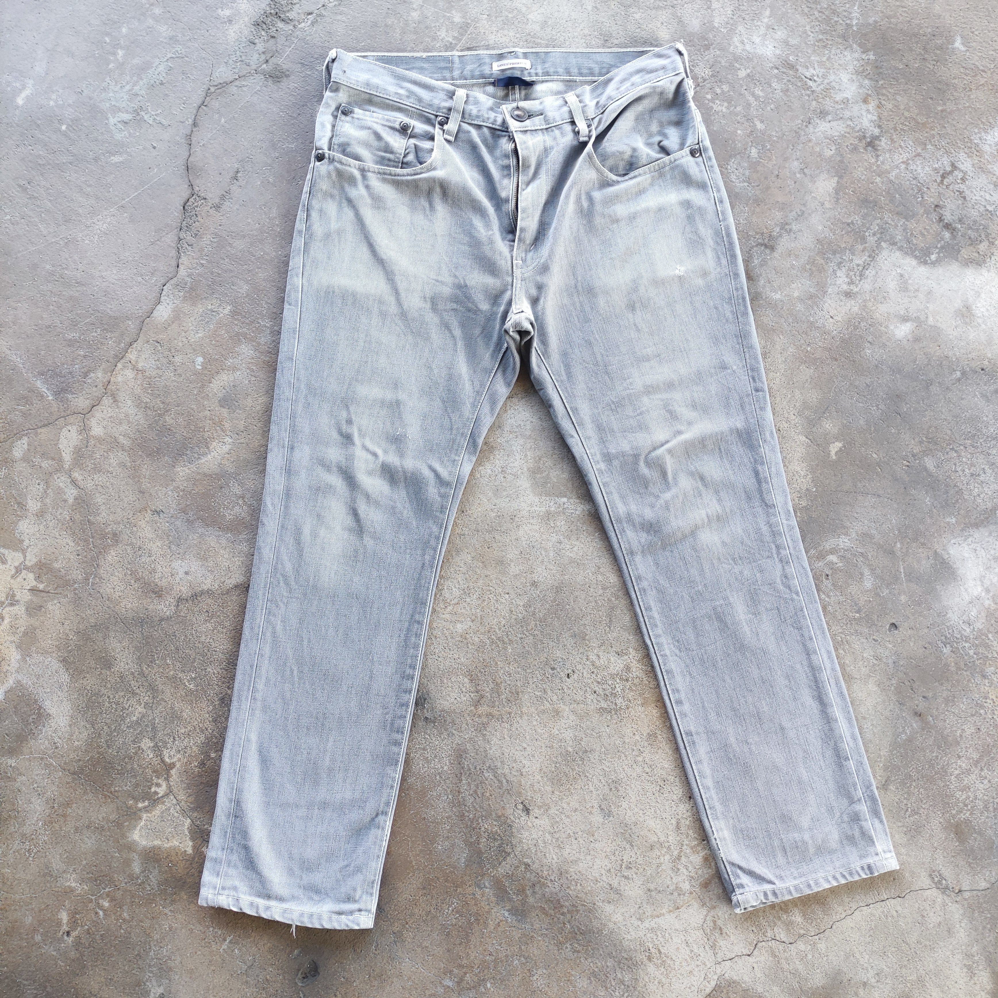 Levi's Vintage Levi's 611 Brand Straight Cut Jeans Faded Pants Size US 34 / EU 50 - 1 Thumbnail
