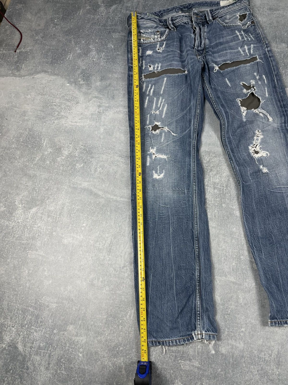 Diesel Crazy Diesel Larkee patch distressed baggy jeans Size US 32 / EU 48 - 13 Thumbnail