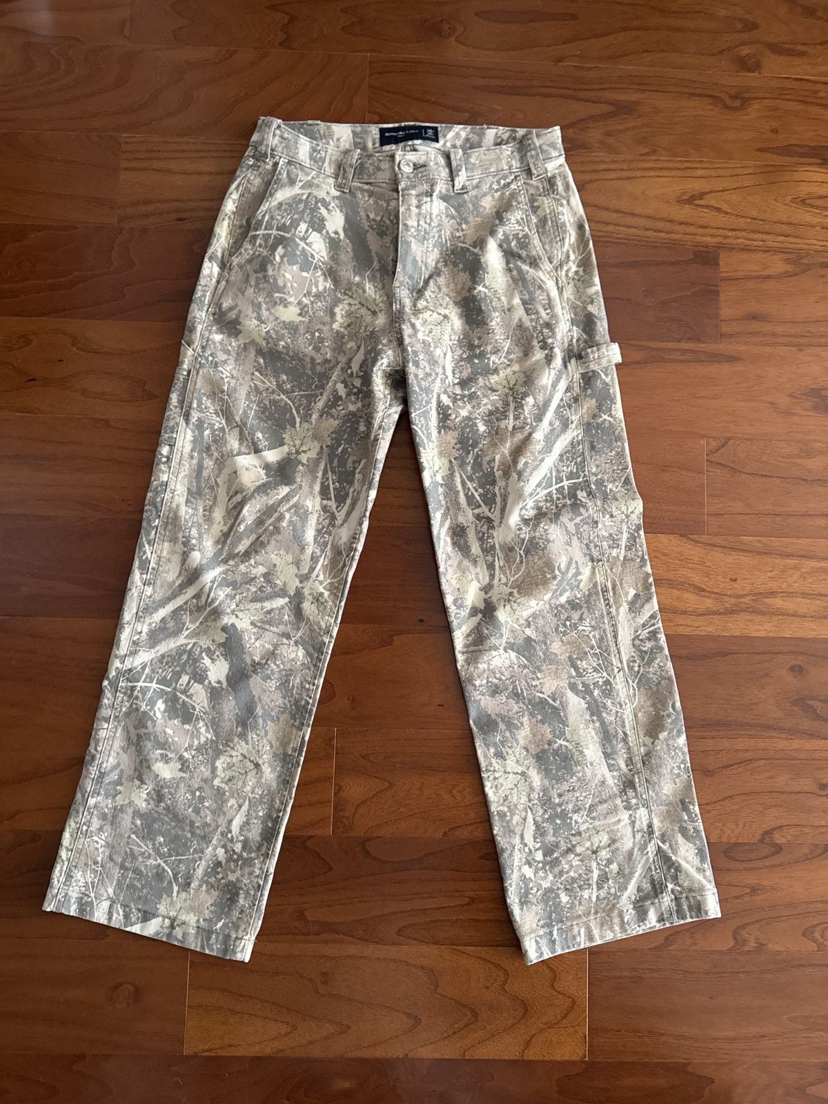 Abercrombie & Fitch Abercrombie & Fitch Camo Carpenter Pants Size US 28 / EU 44 - 3 Thumbnail