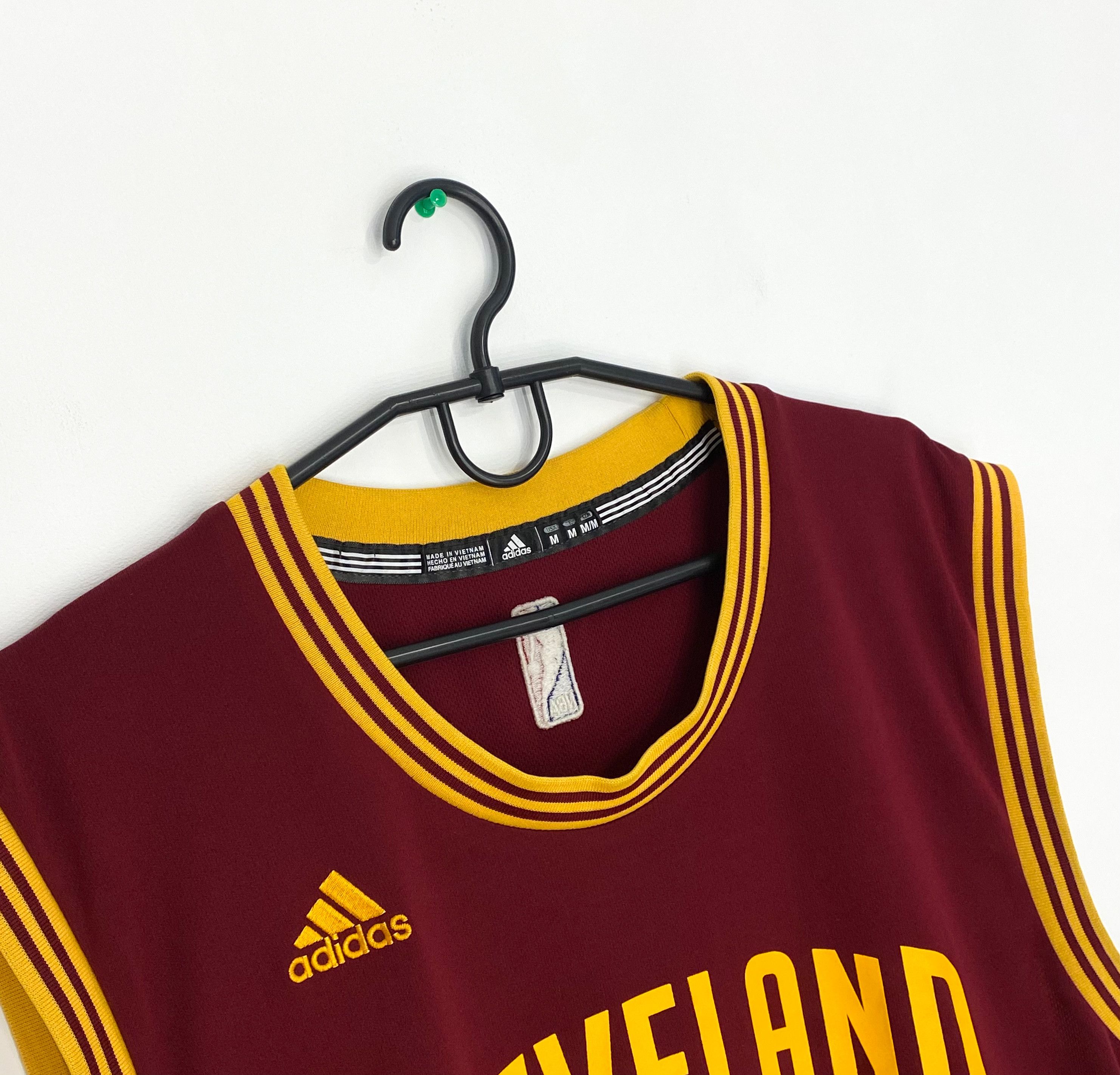 NBA Adidas NBA Cleveland Cavaliers Lebron James Jersey Size US M / EU 48-50 / 2 - 4 Thumbnail