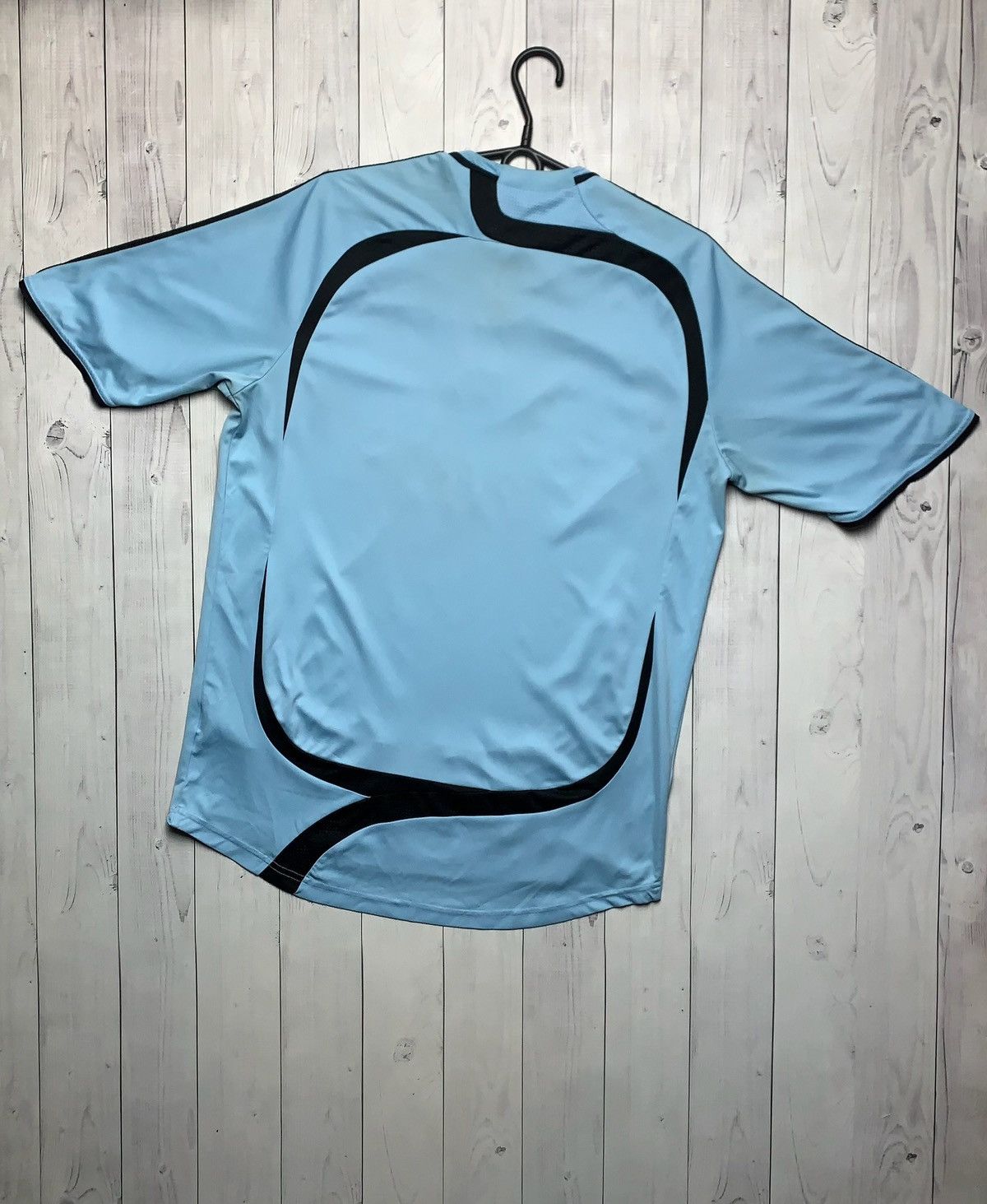 Adidas × Vintage Vintage adidas New Castle United soccer jersey blue away M Size US M / EU 48-50 / 2 - 8 Thumbnail