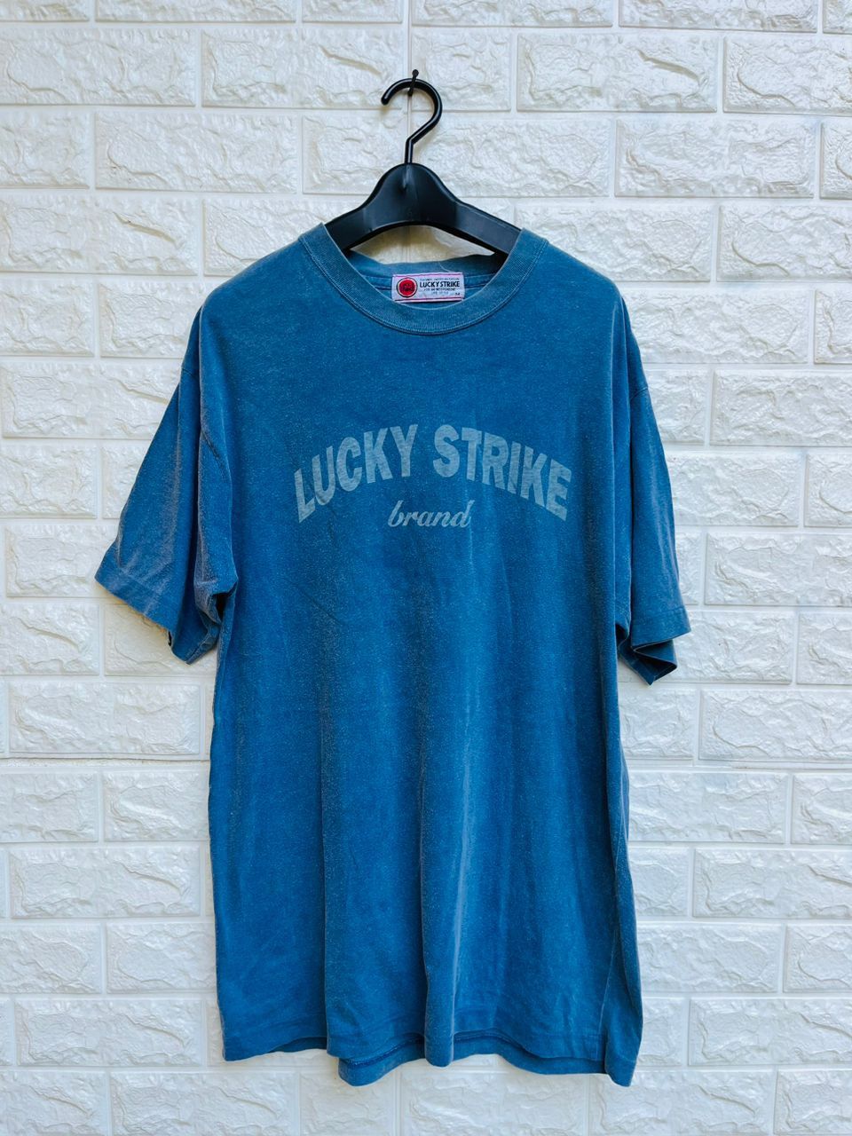 Japanese Brand × Vintage Vintage Lucky Strike Motorsport Streetwear Fashion Style Size US L / EU 52-54 / 3 - 1 Thumbnail