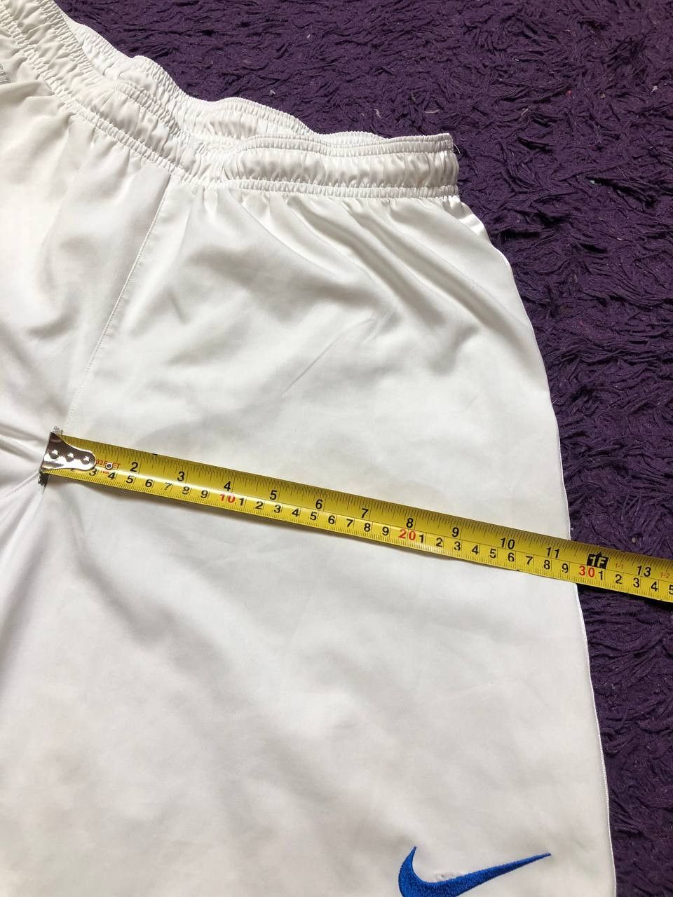 Nike Vintage Nike Dri-Fit white shorts logo Y2K football England Size US 36 / EU 52 - 14 Thumbnail