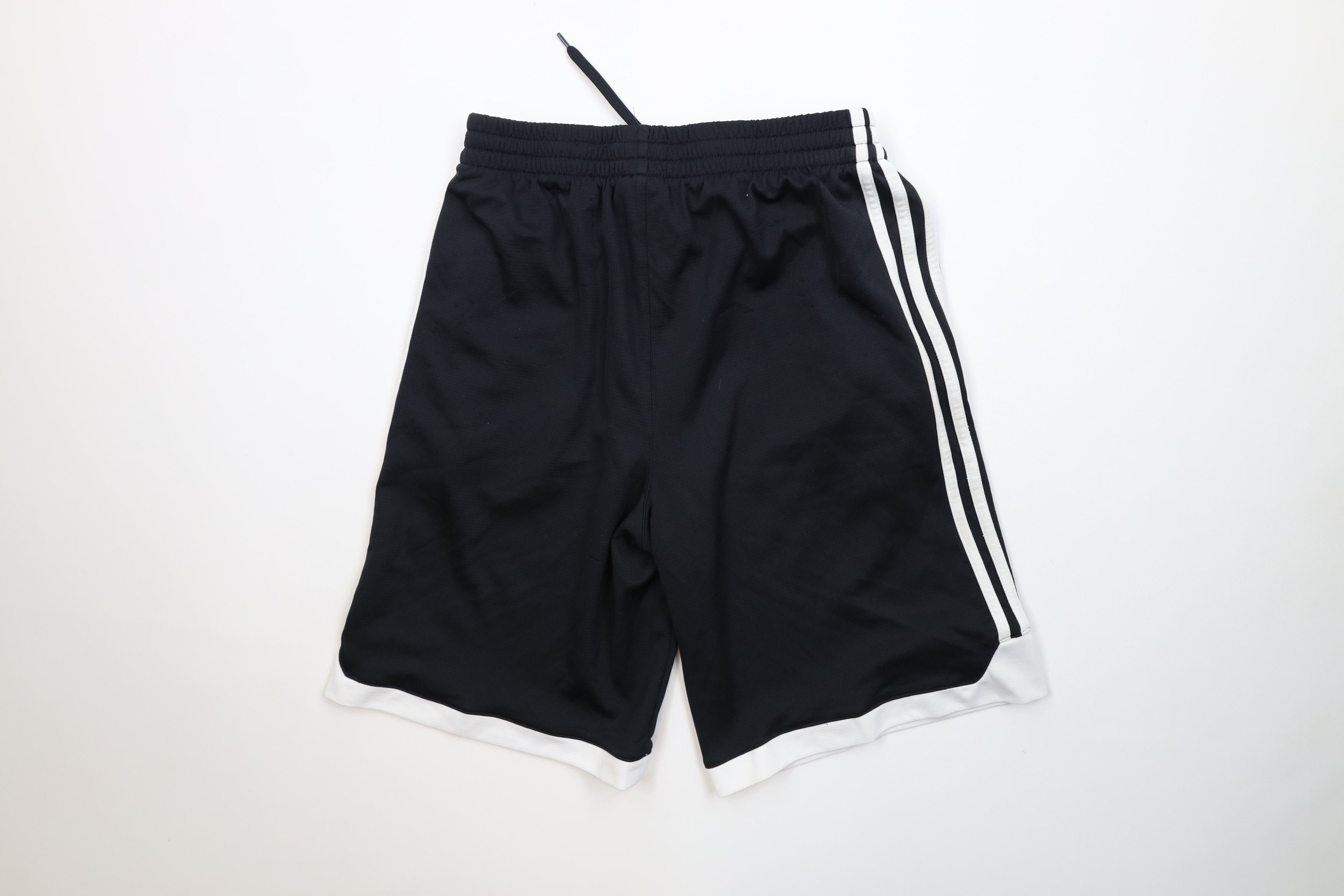 Adidas Vintage Adidas Spell Out Running Jogging Soccer Shorts Size US 32 / EU 48 - 11 Thumbnail