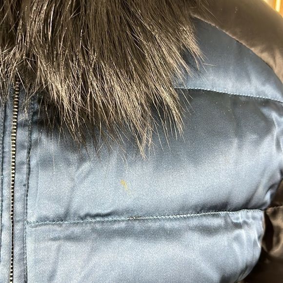 Prada Prada Dual Color Satin Down Fox Fur Collar Puffer Jacket Log Size XS / US 0-2 / IT 36-38 - 4 Thumbnail