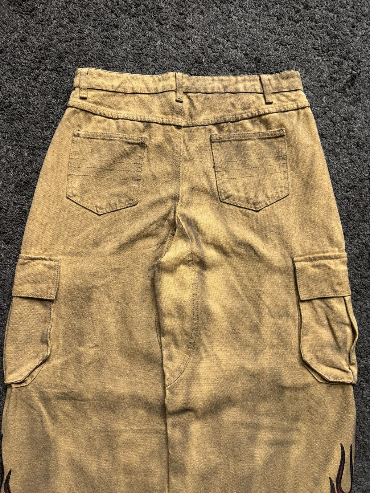Vintage Vintage wide leg rare flames red yellow baggy cargo jeans Size US 34 / EU 50 - 17 Thumbnail