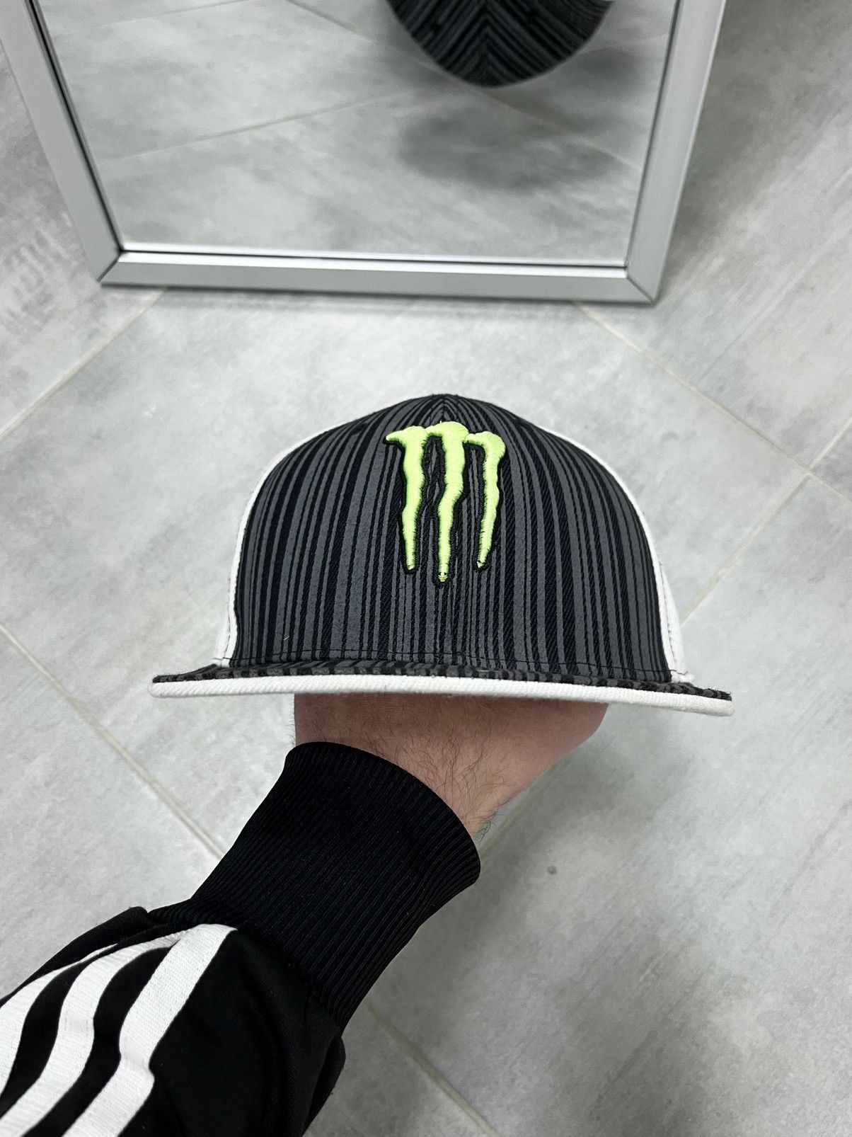 DC Vintage Cap Monster Energy DC Big Logo Racing SnapBack Size ONE SIZE - 5 Thumbnail