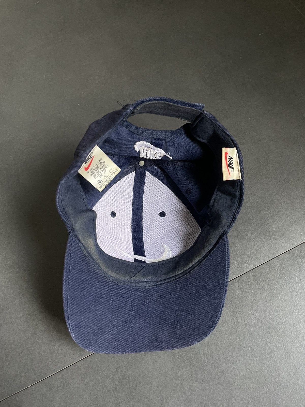 Nike × Vintage Vintage Nike Cap Made In Usa Sunfaded Swoosh Red Tab Y2k Size ONE SIZE - 3 Thumbnail