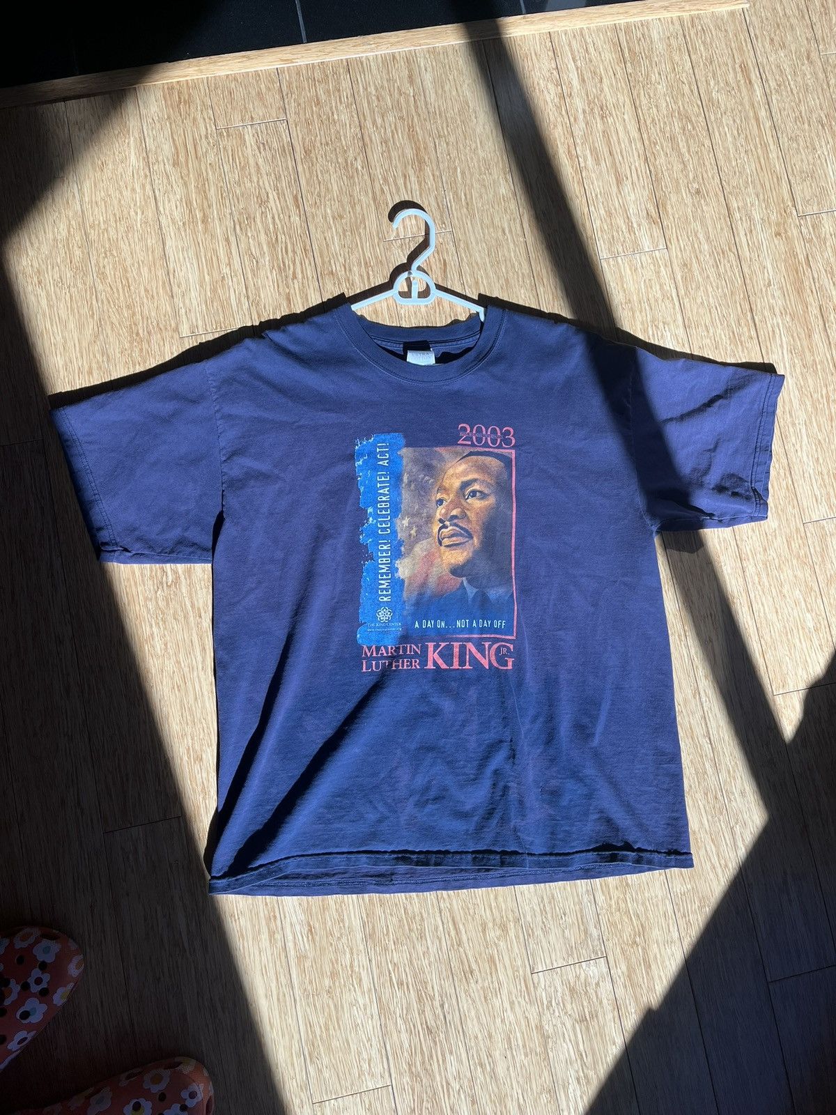 Gildan Martin Luther King Jr. 2003 Tee Size US XL / EU 56 / 4 - 1 Thumbnail