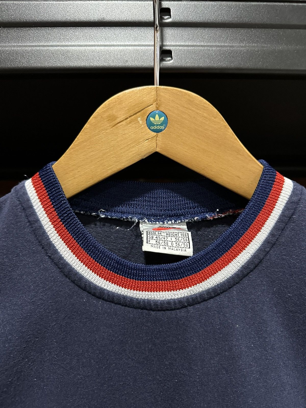 NBA × Nike × Vintage Vintage 90s Nike Nba Ringger Embroidered Logo Faded Tee Size US L / EU 52-54 / 3 - 3 Thumbnail