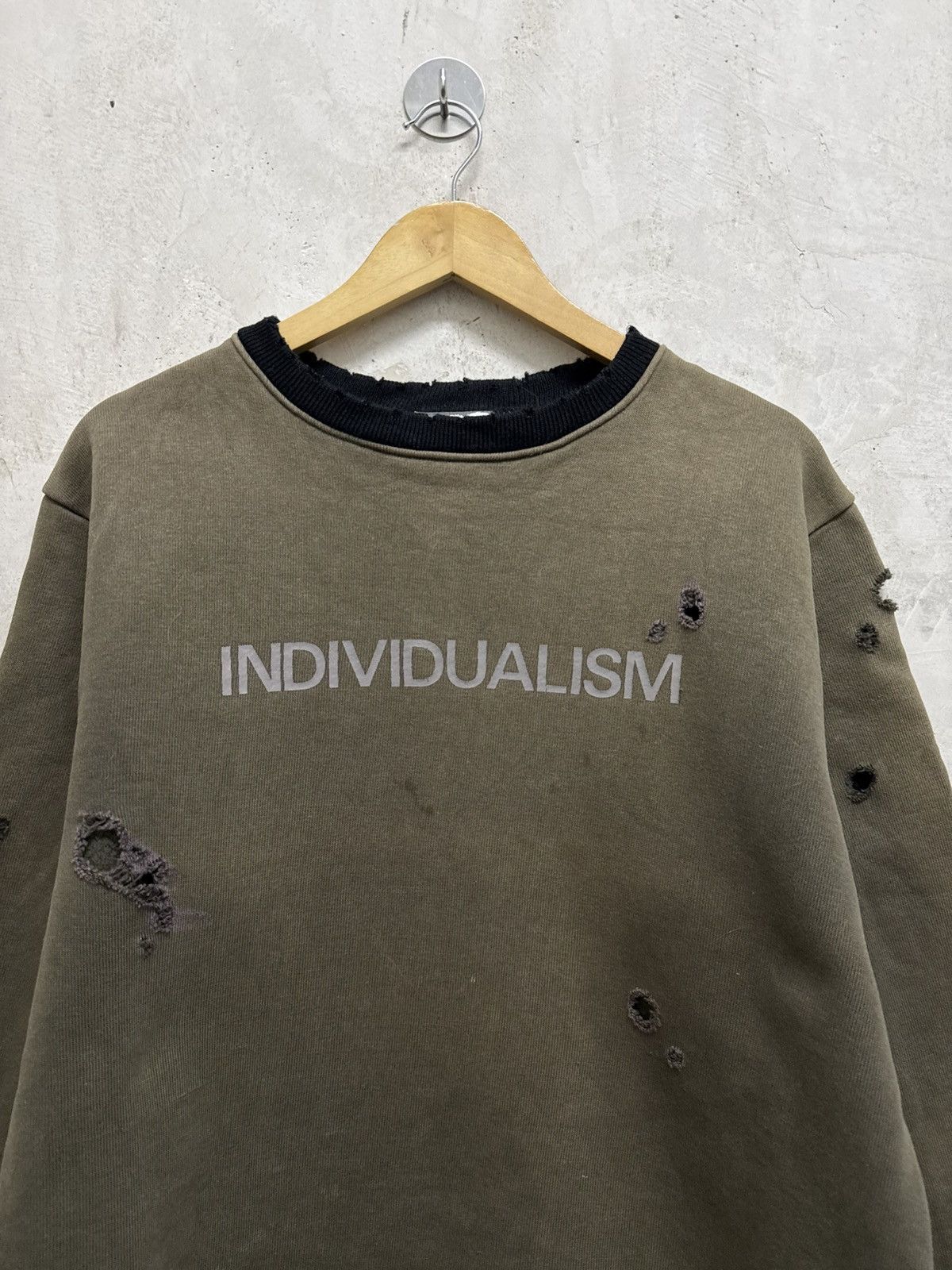 Vintage Sun Faded “Individualism” Thrashed Sweatshirt Size US M / EU 48-50 / 2 - 2 Thumbnail