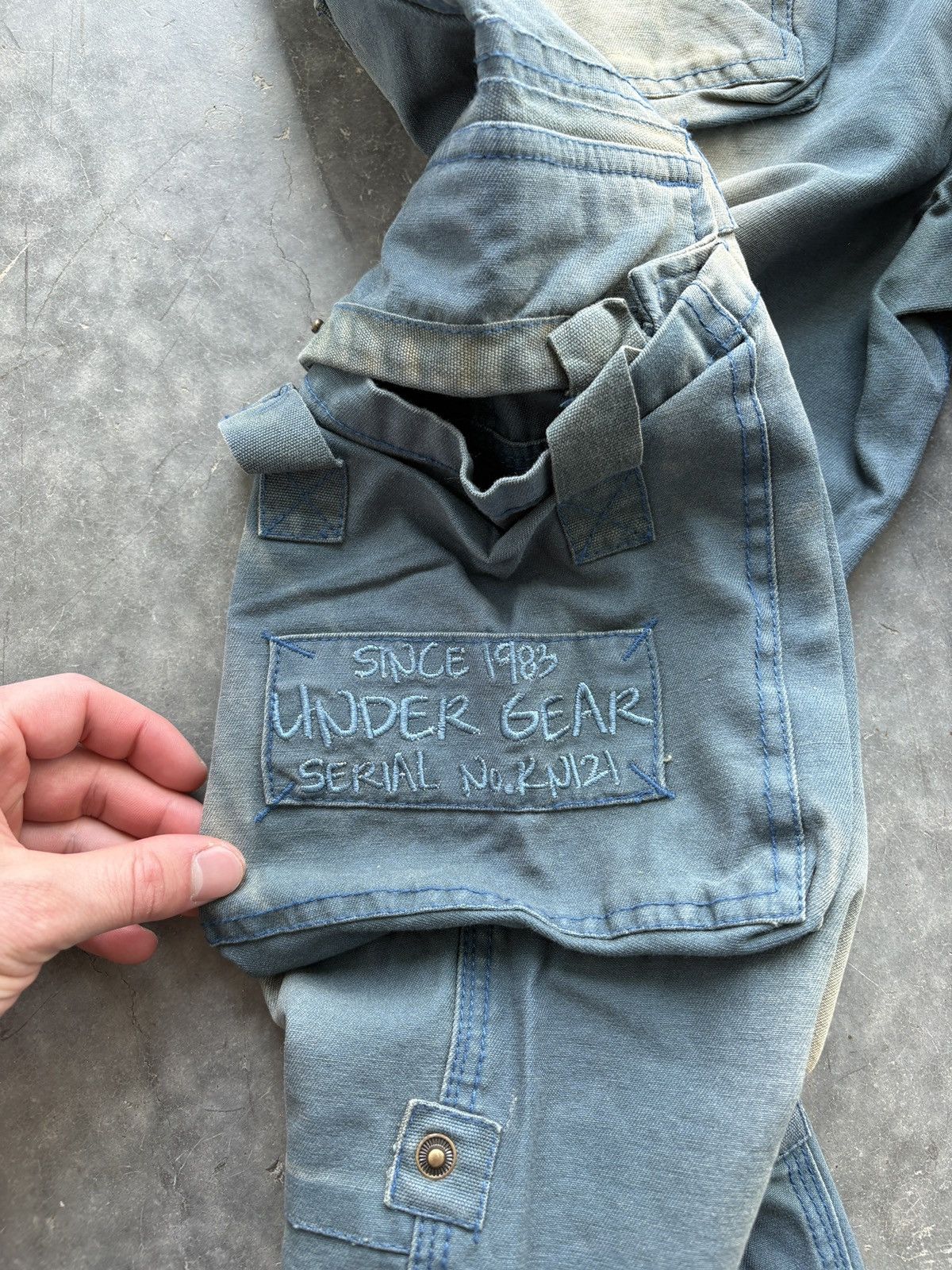 Vintage Vintage Y2K Baggy Cargo Pants Faded Skater 32x32 Size US 32 / EU 48 - 4 Thumbnail