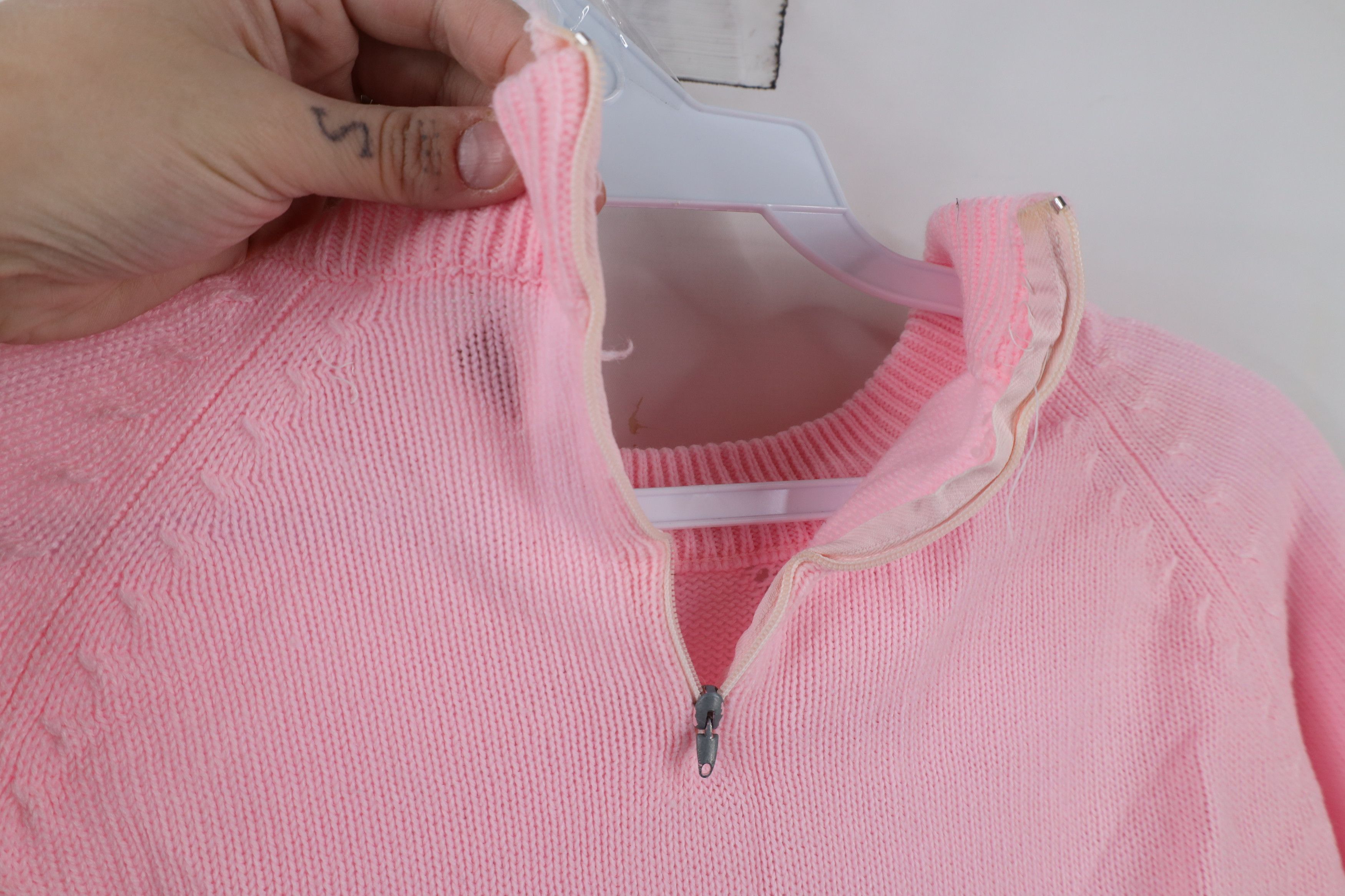 Vintage Vintage 70s Streetwear Diamond Knit Sweater Pink Size S / US 4 / IT 40 - 10 Thumbnail