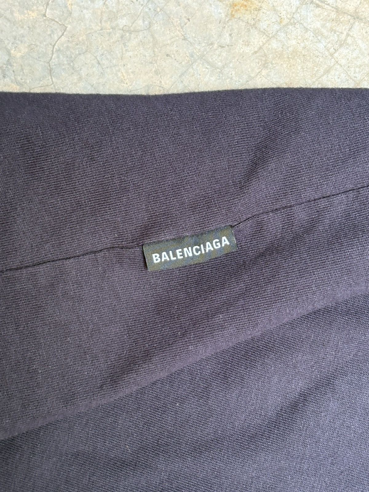 Balenciaga Reversible FBI / Year of the Tiger Tee Size US L / EU 52-54 / 3 - 11 Thumbnail