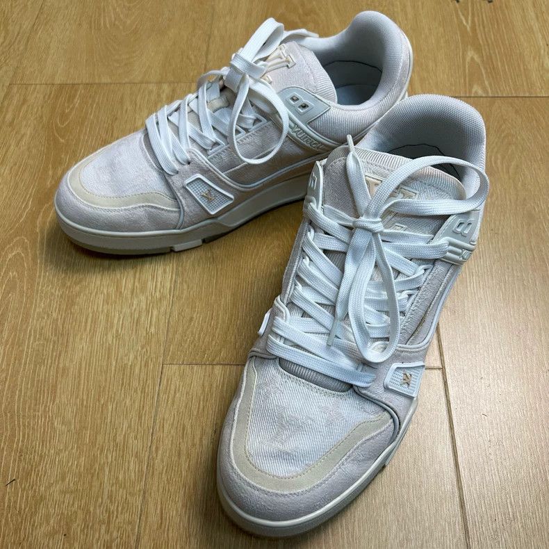 Louis Vuitton Louis Vuitton Trainer White Stampede Denim Board Shoes Size US 8.5 / EU 41-42 - 1 Thumbnail
