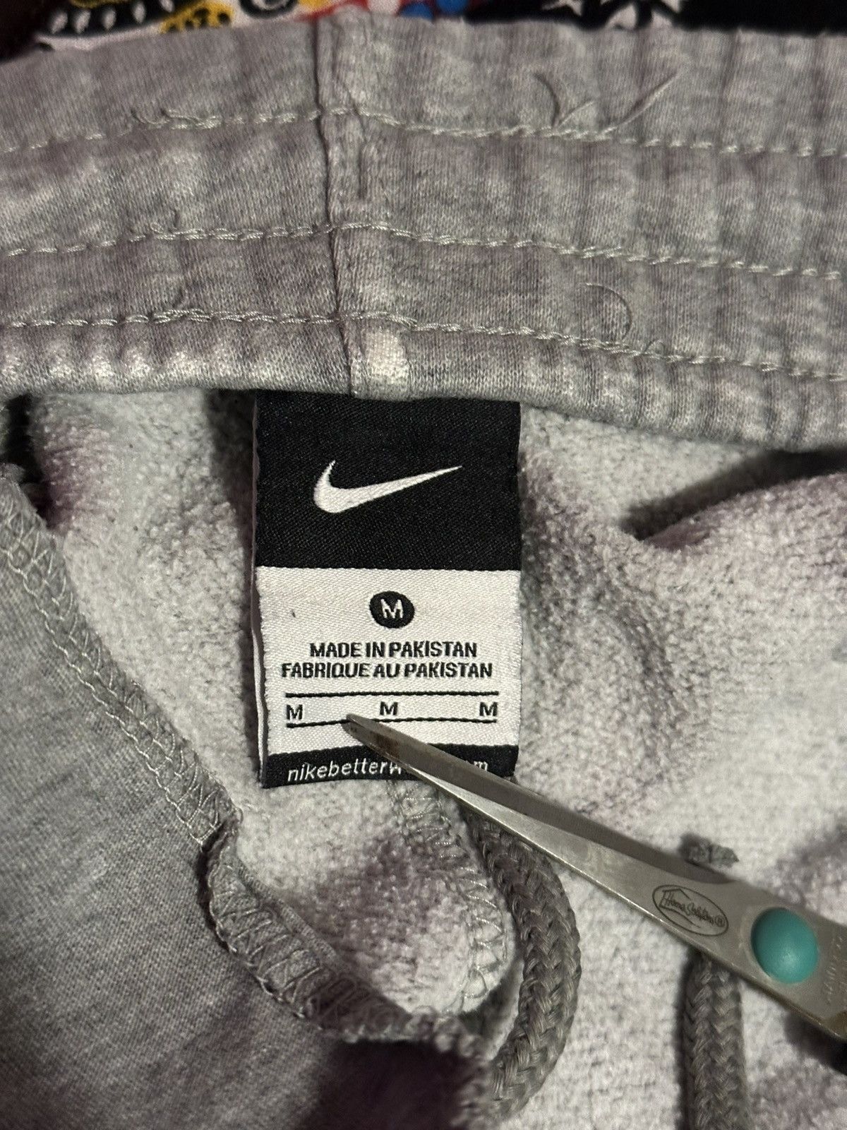 Nike Vintage Nike Grey Fleece Sweatpants Size US 34 / EU 50 - 7 Thumbnail