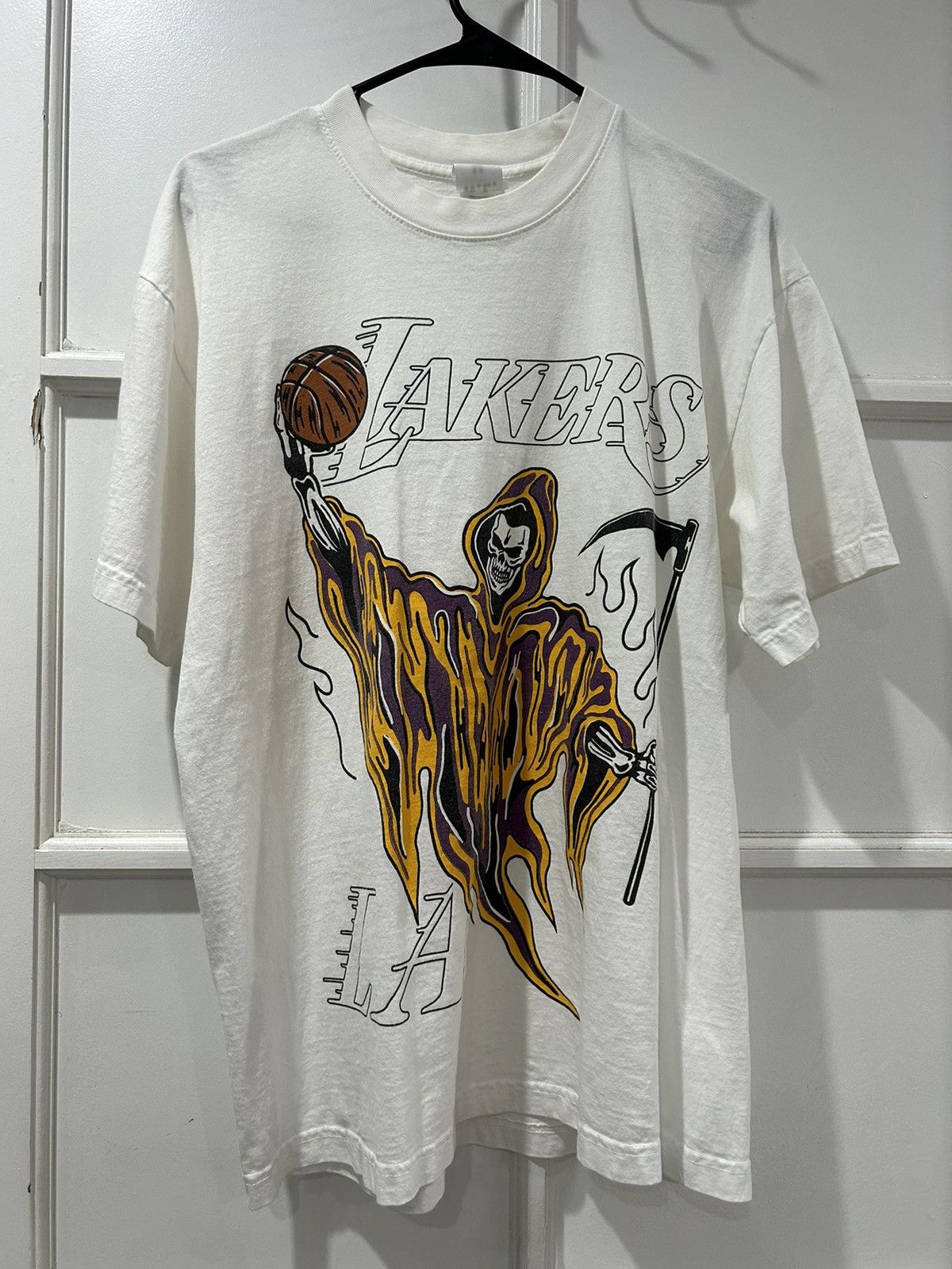 Warren Lotas Lakers Reaper tee L
