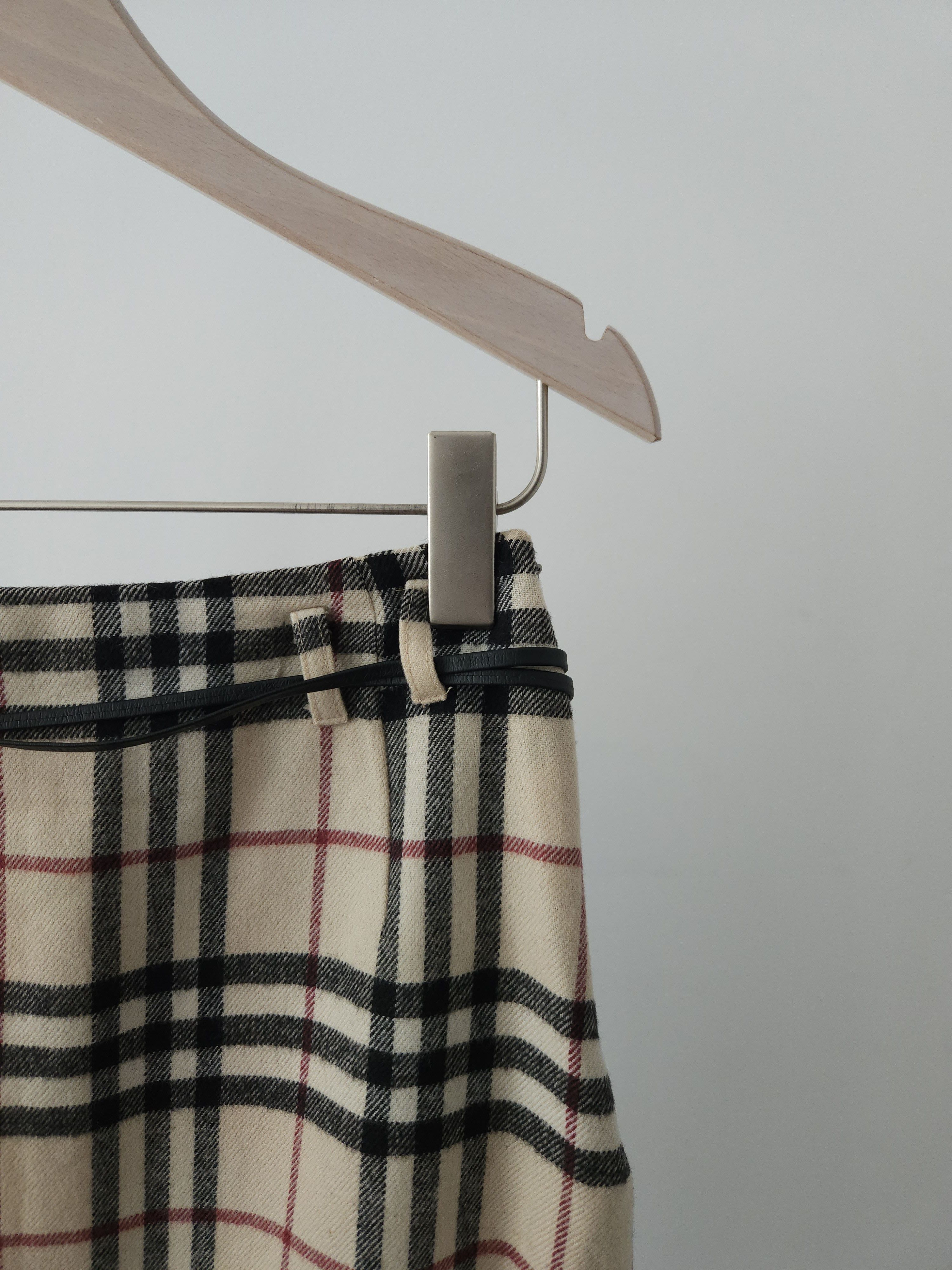 Burberry Burberry nova check wool pencil skirt Size 27" / US 4 / IT 40 - 4 Thumbnail
