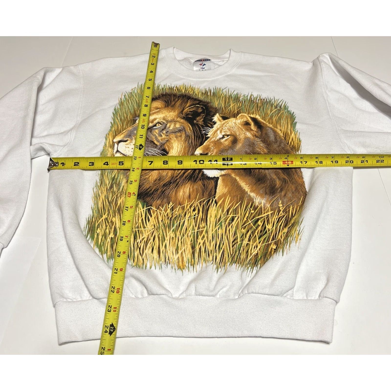 Jerzees Jerzees Lion Couple Crew Neck Sweatshirt NuBlend Medium White Unisex Adults Sweatshirt Long Sleeve Pullover Lion Theme 90s? Size US M / EU 48-50 / 2 - 4 Thumbnail