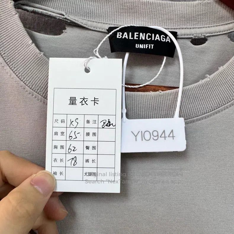 Balenciaga Balenciaga Faded Destruction Short Sleeve T-Shirt - Grey Size US XS / EU 42 / 0 - 6 Thumbnail