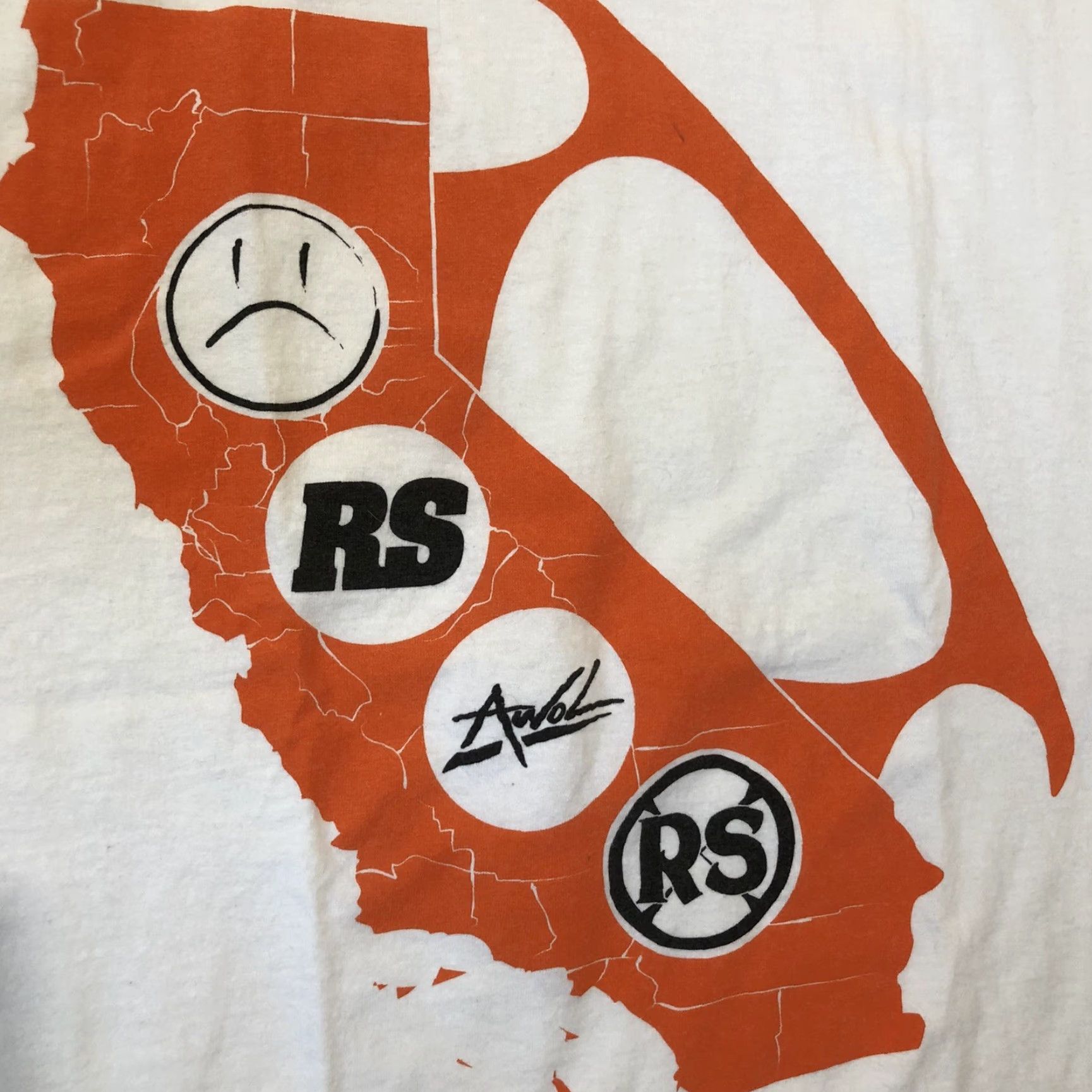 Vintage VINTAGE Rogue Status Mens T-Shirt California State Brass Knuckle Print White M Size US M / EU 48-50 / 2 - 2 Thumbnail