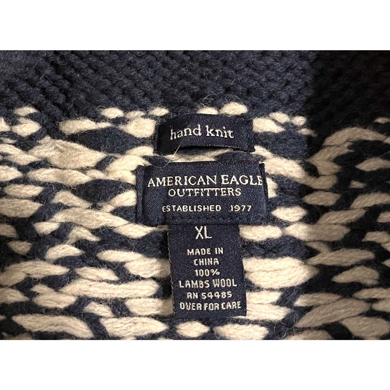 American Eagle Outfitters VINTAGE American Eagle Outfitters Hand Knit Fair Isle Sweater Women’s XL Blue Size XL / US 12-14 / IT 48-50 - 4 Thumbnail