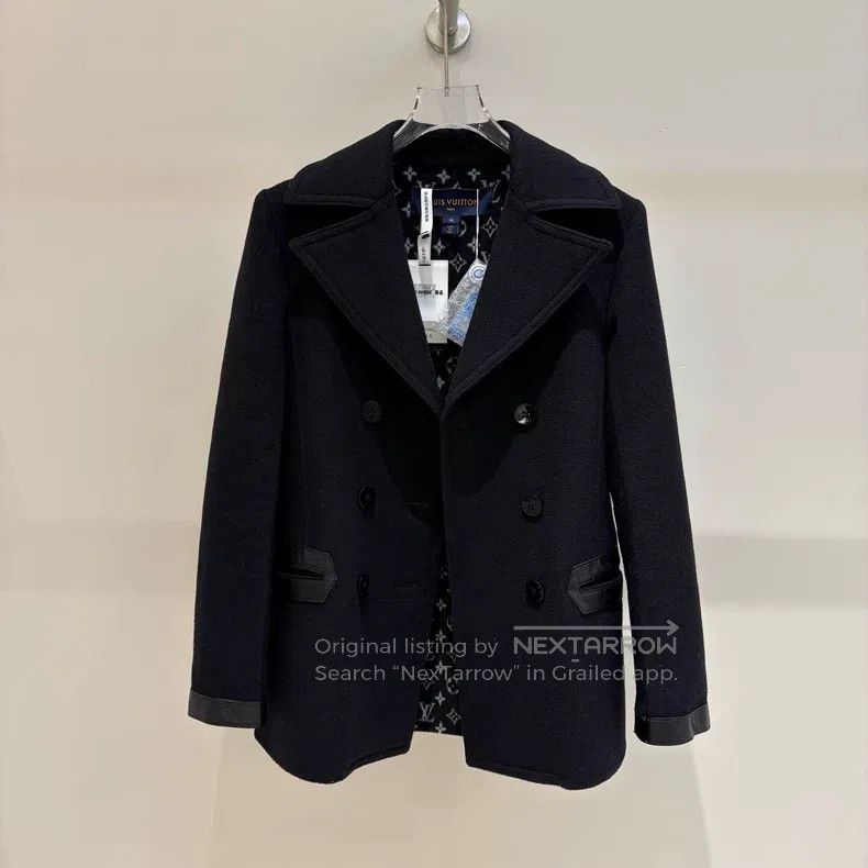 Louis Vuitton Louis Vuitton Black wool coat Size XS / US 0-2 / IT 36-38 - 1 Thumbnail