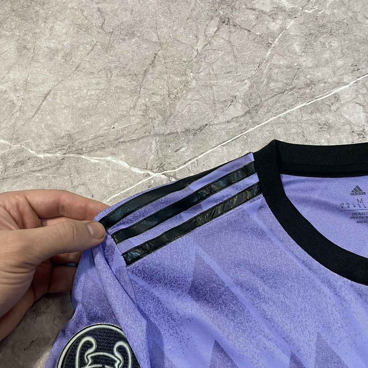 Adidas BENZEMA ! ADIDAS REAL MADRID TEE CHAMPIONS LIGA MATCH ISSUE Size US M / EU 48-50 / 2 - 12 Thumbnail