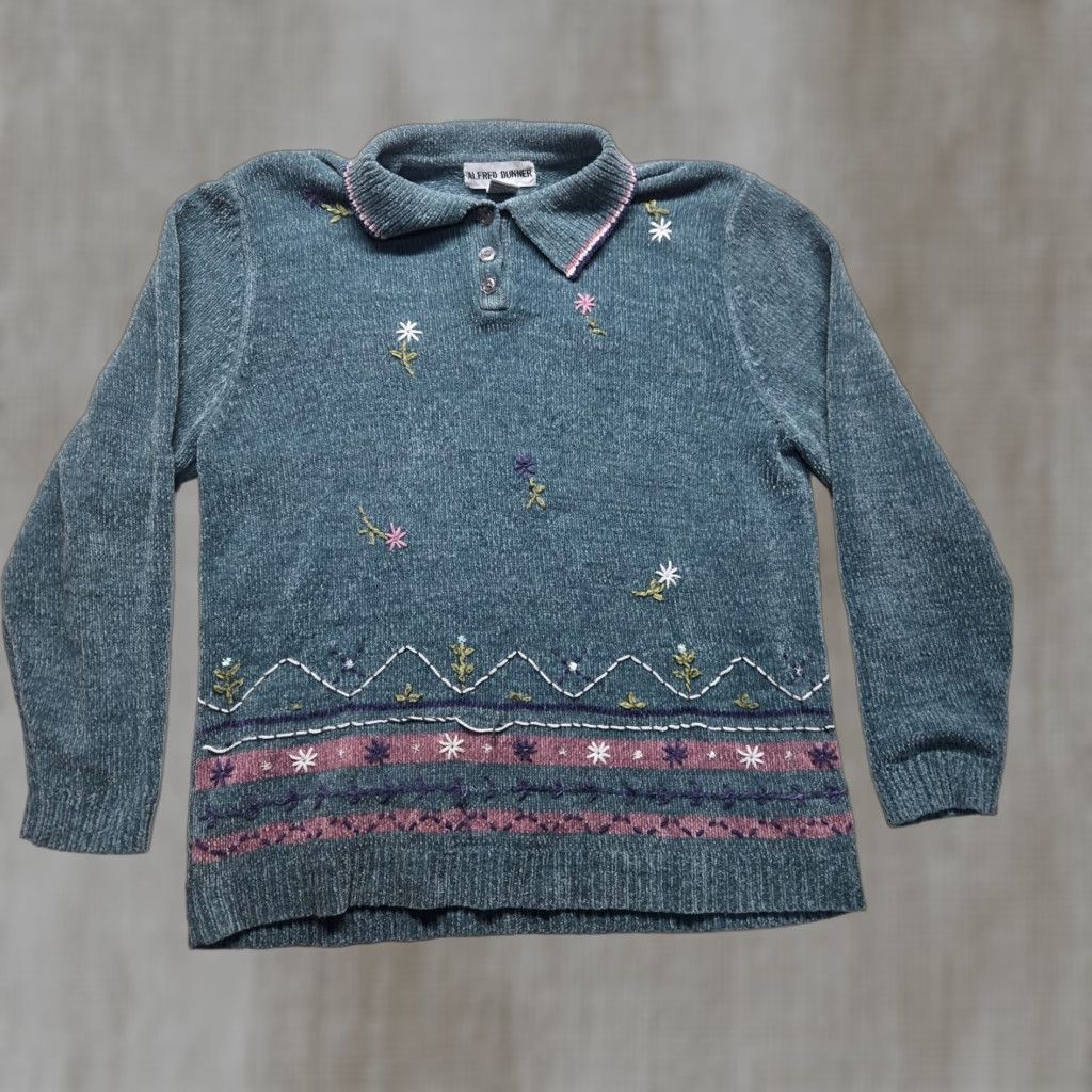 Vintage VINTAGE Alfred Dunner Blue Floral Pattern Long Sleeve Sweater Adult Women's Medium All Seasons Size M / US 6-8 / IT 42-44 - 1 Thumbnail