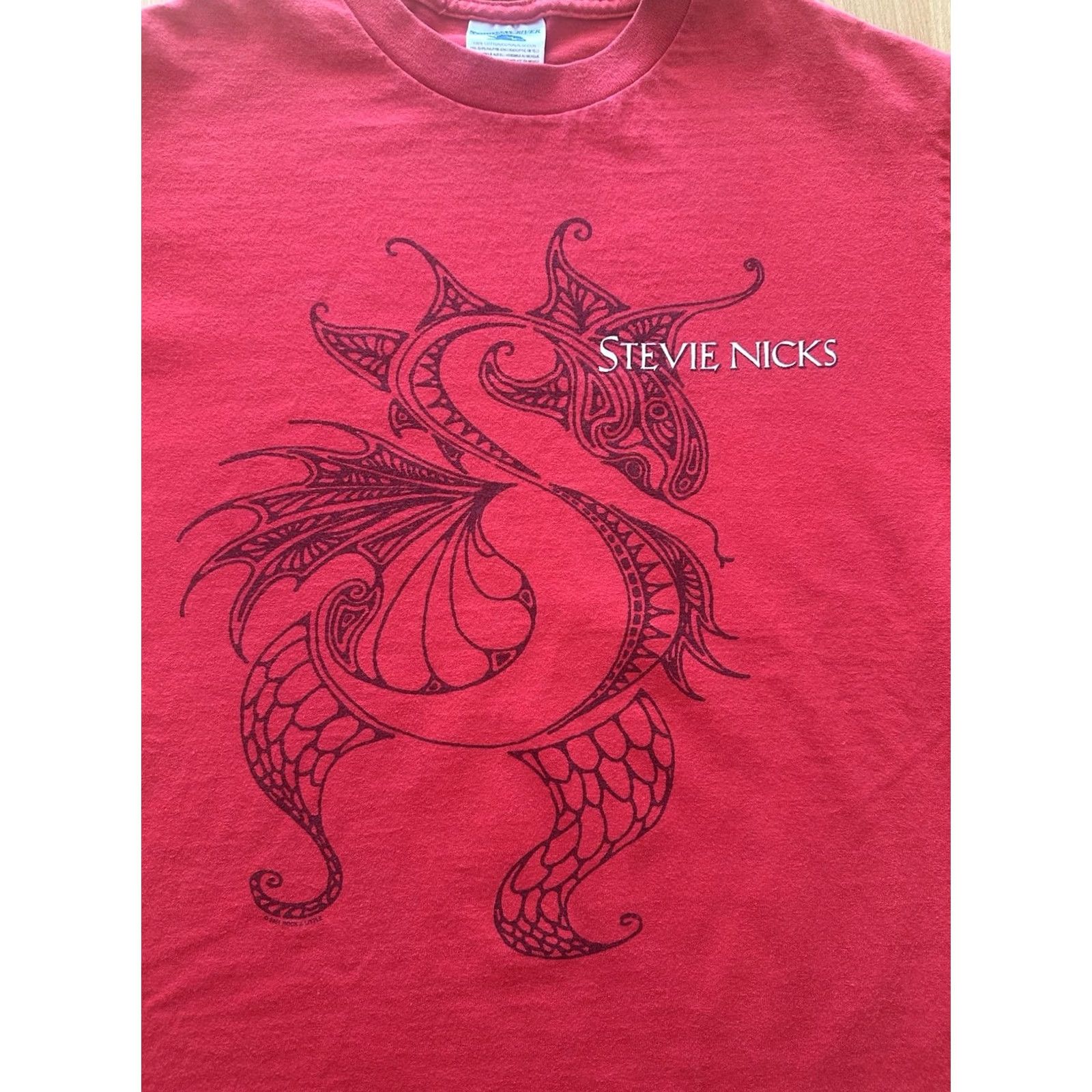 Doublet VINTAGE Stevie Nicks Trouble In Shangri LA 2001 Tee Red T-Shirt Double Sided Med Men M Red Size US M / EU 48-50 / 2 - 3 Thumbnail