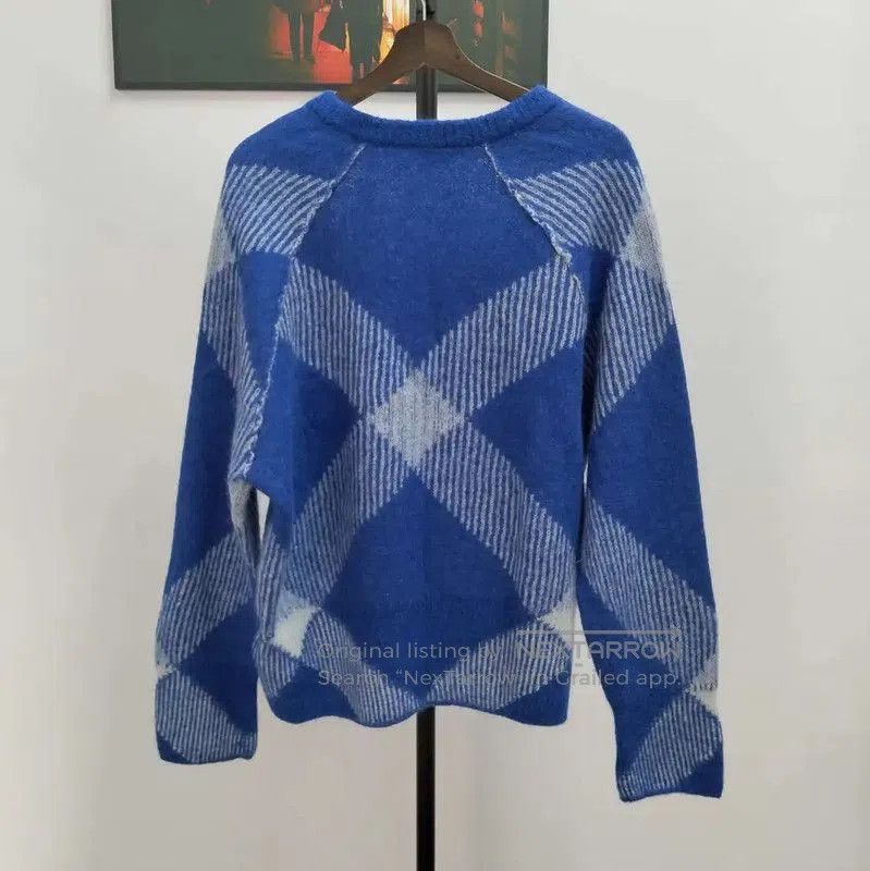 Burberry Burberry Women's Blue Wool Long Sleeve Sweater. Size L / US 10 / IT 46 - 2 Thumbnail