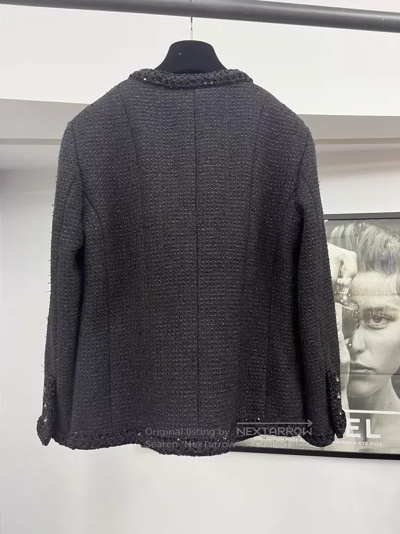 Chanel Chanel 25S popular black glitter two-pocket tweed jacket Size XS / US 0-2 / IT 36-38 - 3 Thumbnail