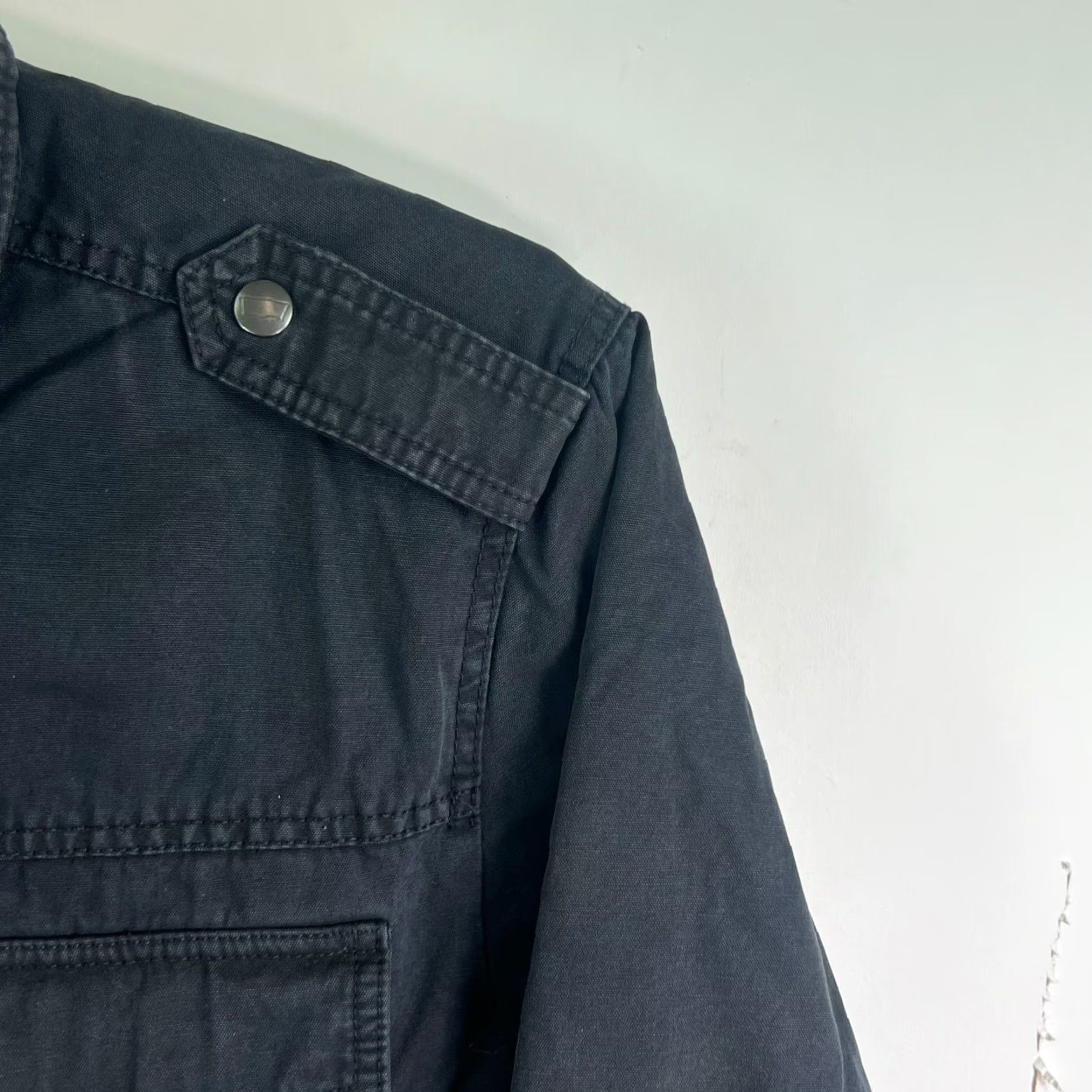 Levi's VINTAGE Levi's Trucker Jacket Denim Sherpa Lined Black Size XL Mens 56in Chest 90s USA Made & Crafted Jacket Size US XL / EU 56 / 4 - 2 Thumbnail