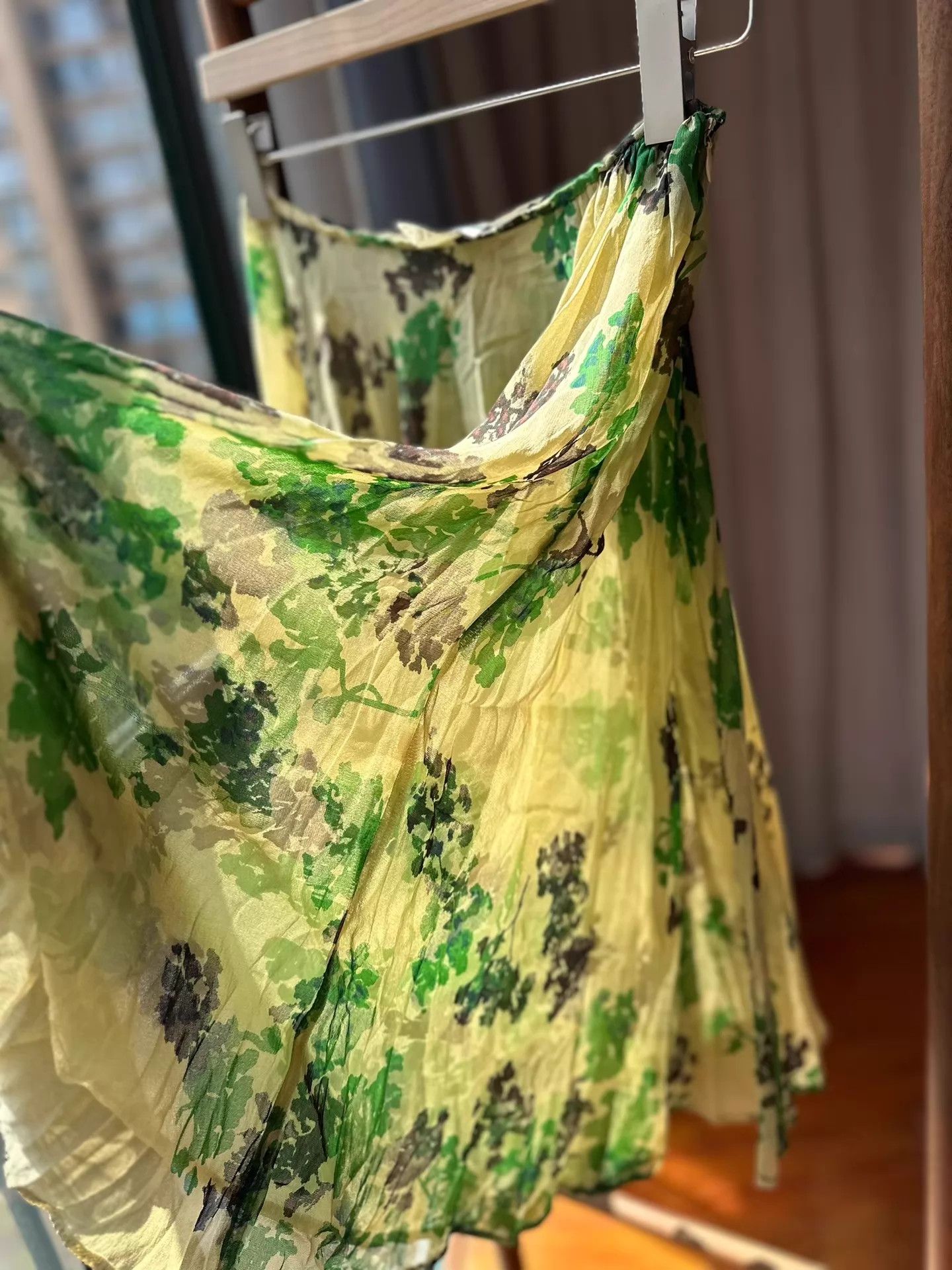 Dries Van Noten DVN women's Asymmetric Oversized Sheer Skirt Size 36 (9/10 new) Size 25" / US 0 / IT 36 - 8 Thumbnail